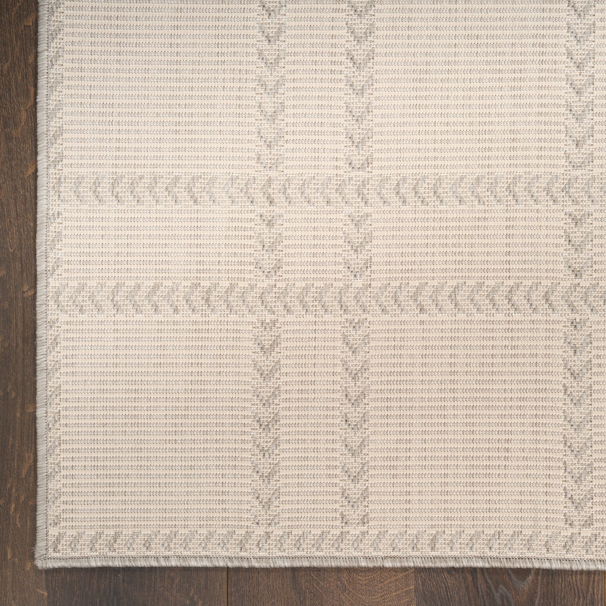 Nourison Home Horizon Indoor/Outdoor  Grey  Contemporary