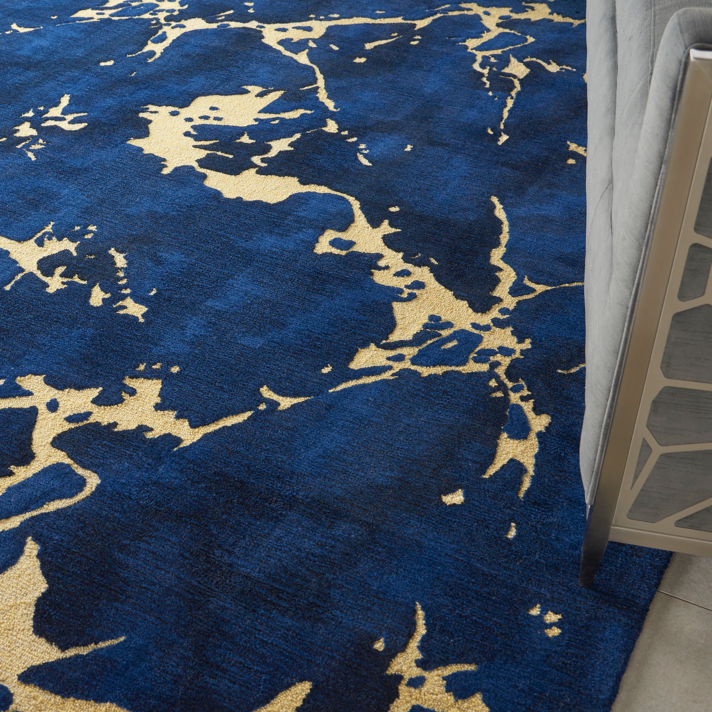 Nourison Home Symmetry  Navy  Contemporary