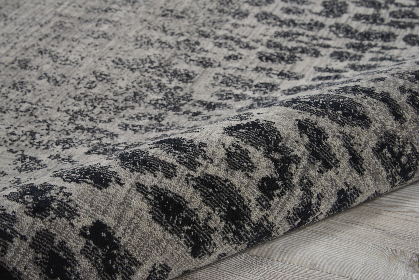 Nourison Home Riviera  Grey Black  Contemporary