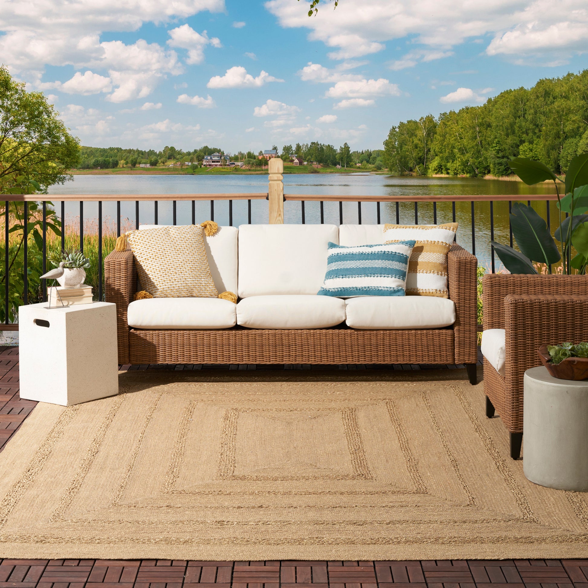 Nourison Home Natural Seagrass  Natural  Contemporary