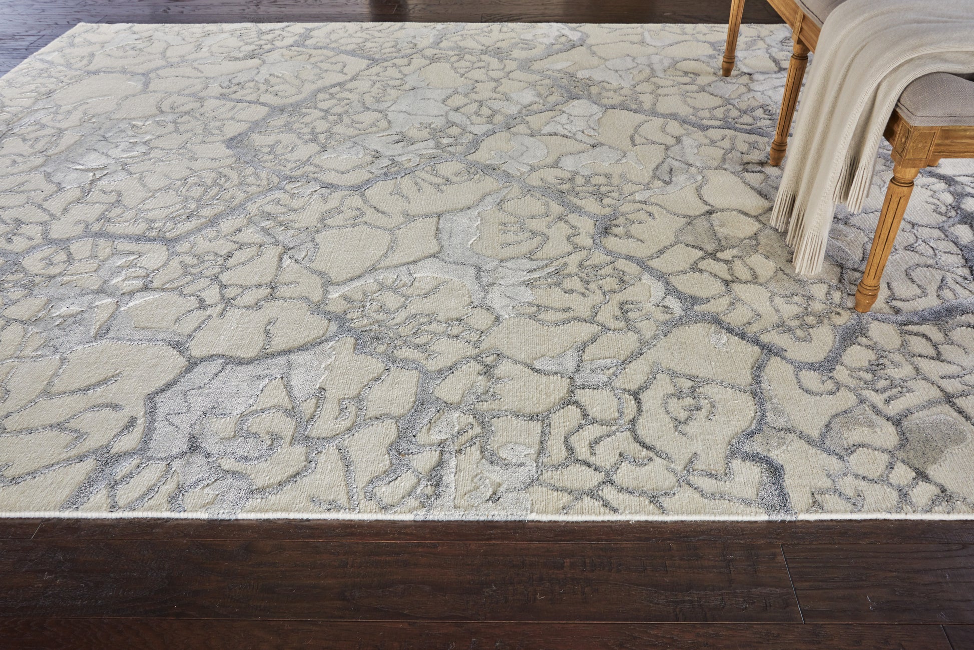 Nourison Home Divine  Ivory  Contemporary