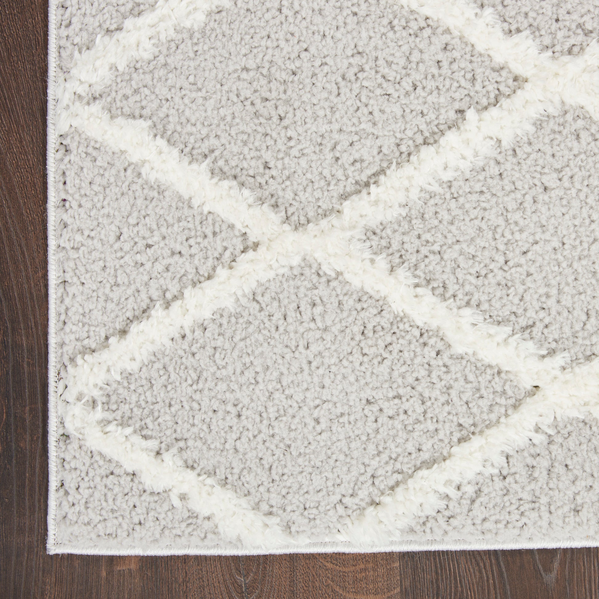 Nourison Home Feather Soft  Grey Ivory  Contemporary