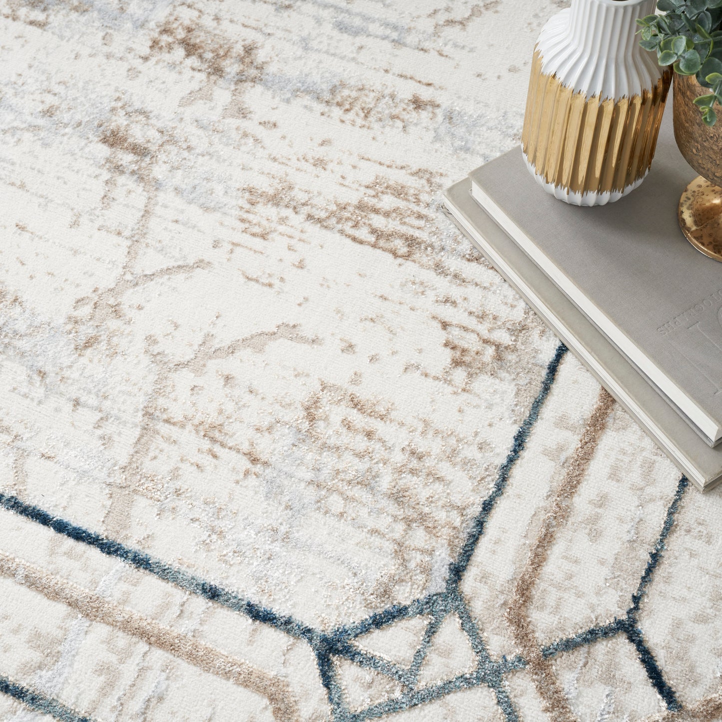 Nourison Home Glitz  Ivory Taupe  Contemporary