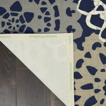 Waverly Sun N Shade  Black  Contemporary