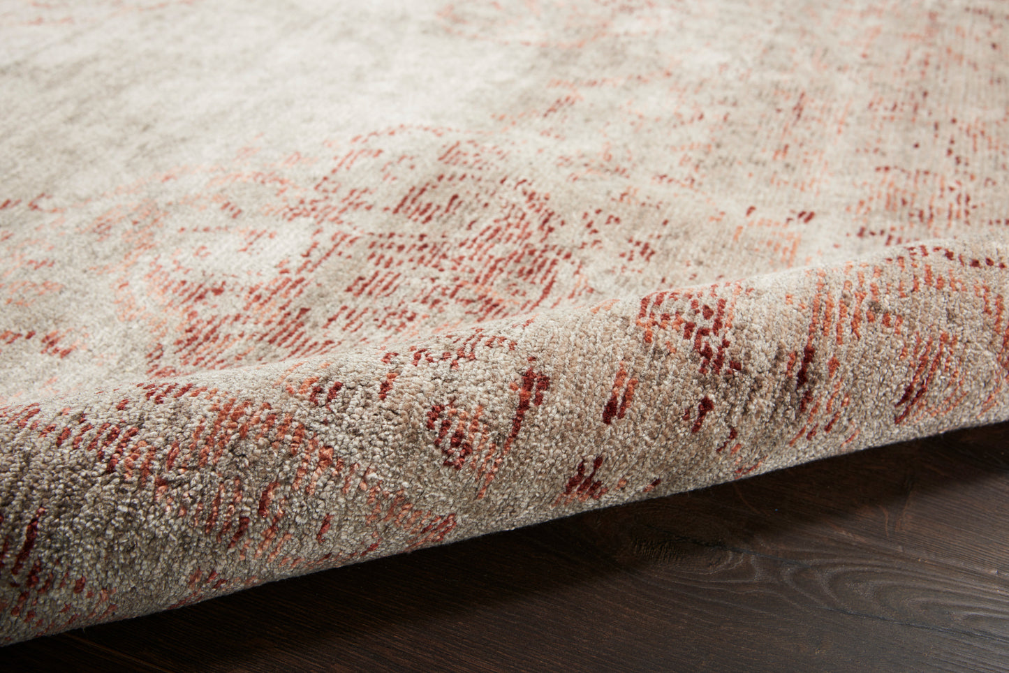 Nourison Home Lucent  Silver Red  Transitional