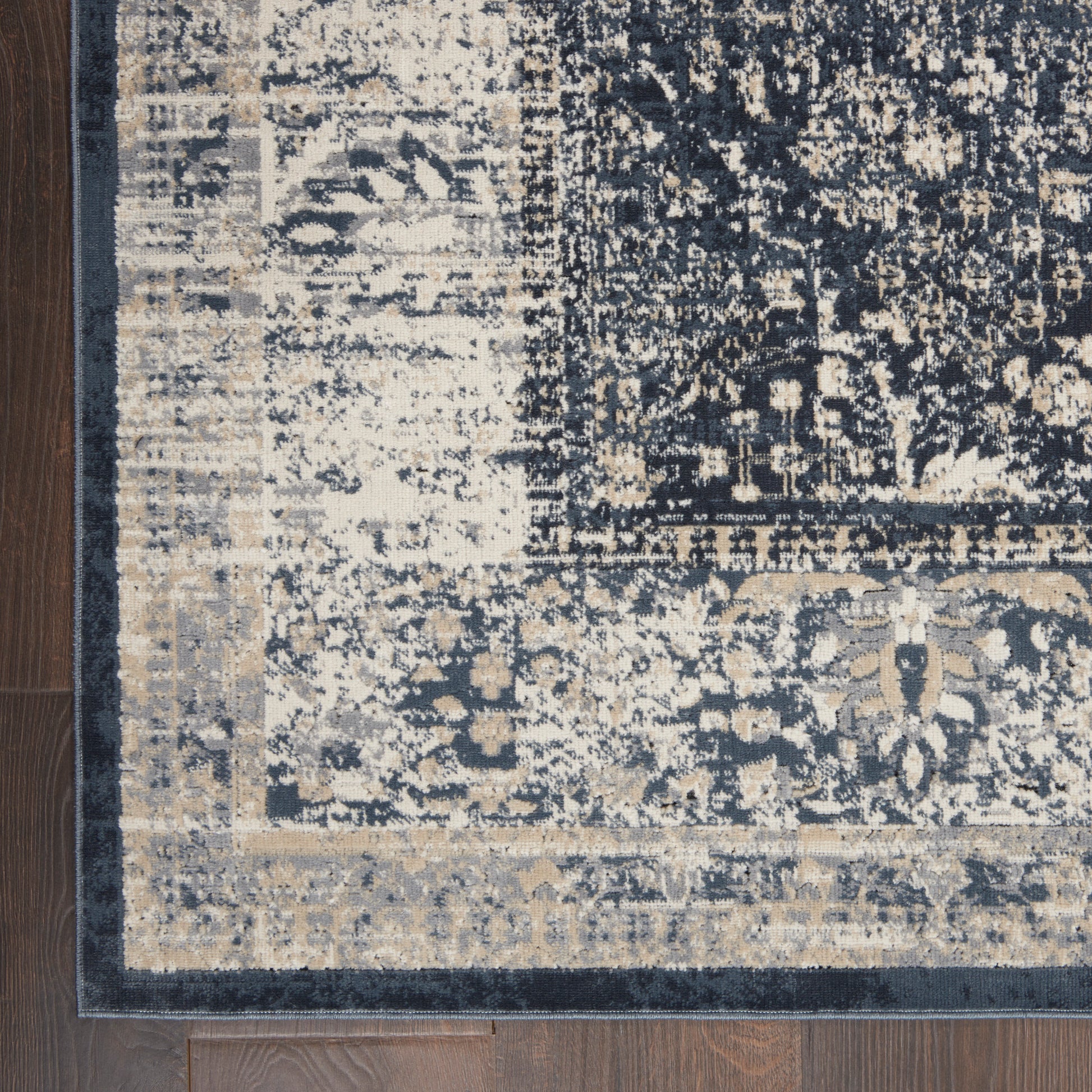Nourison Home Malta  Navy Ivory  Traditional
