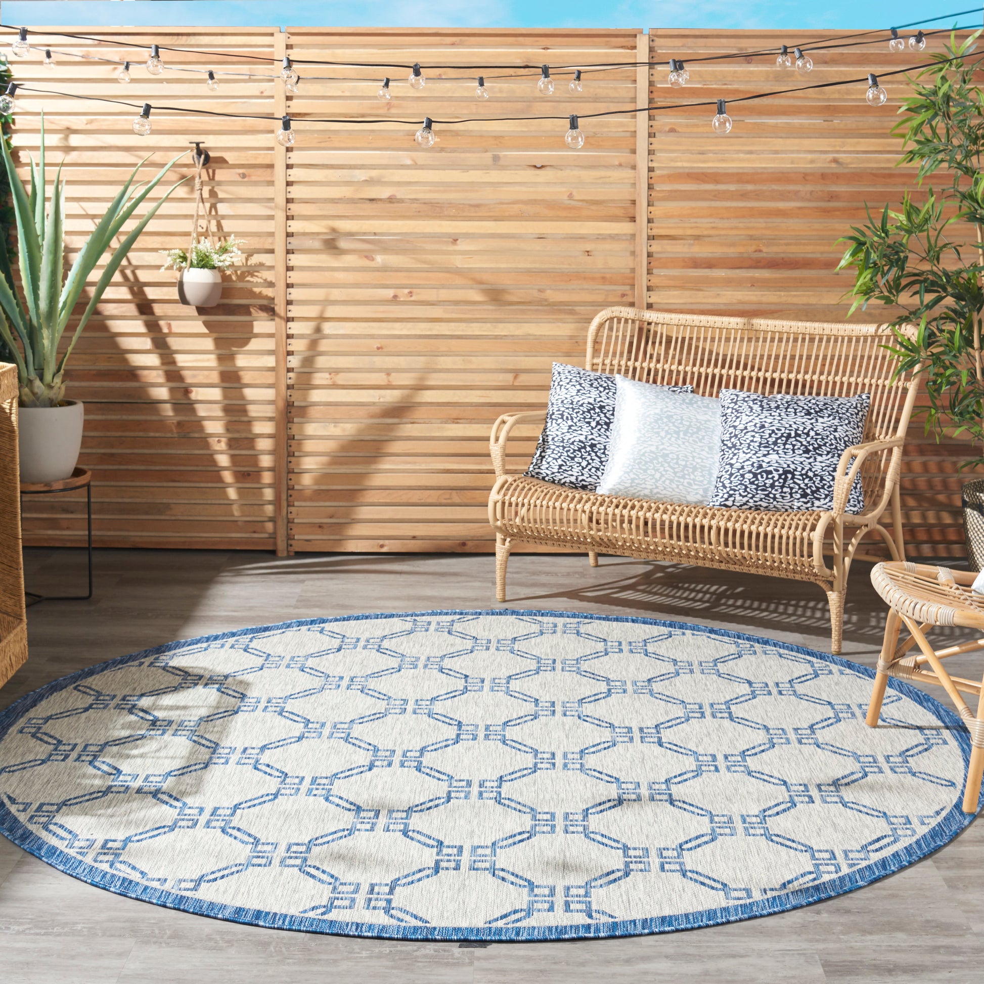 Nourison Home Country Side  Ivory Blue  Transitional