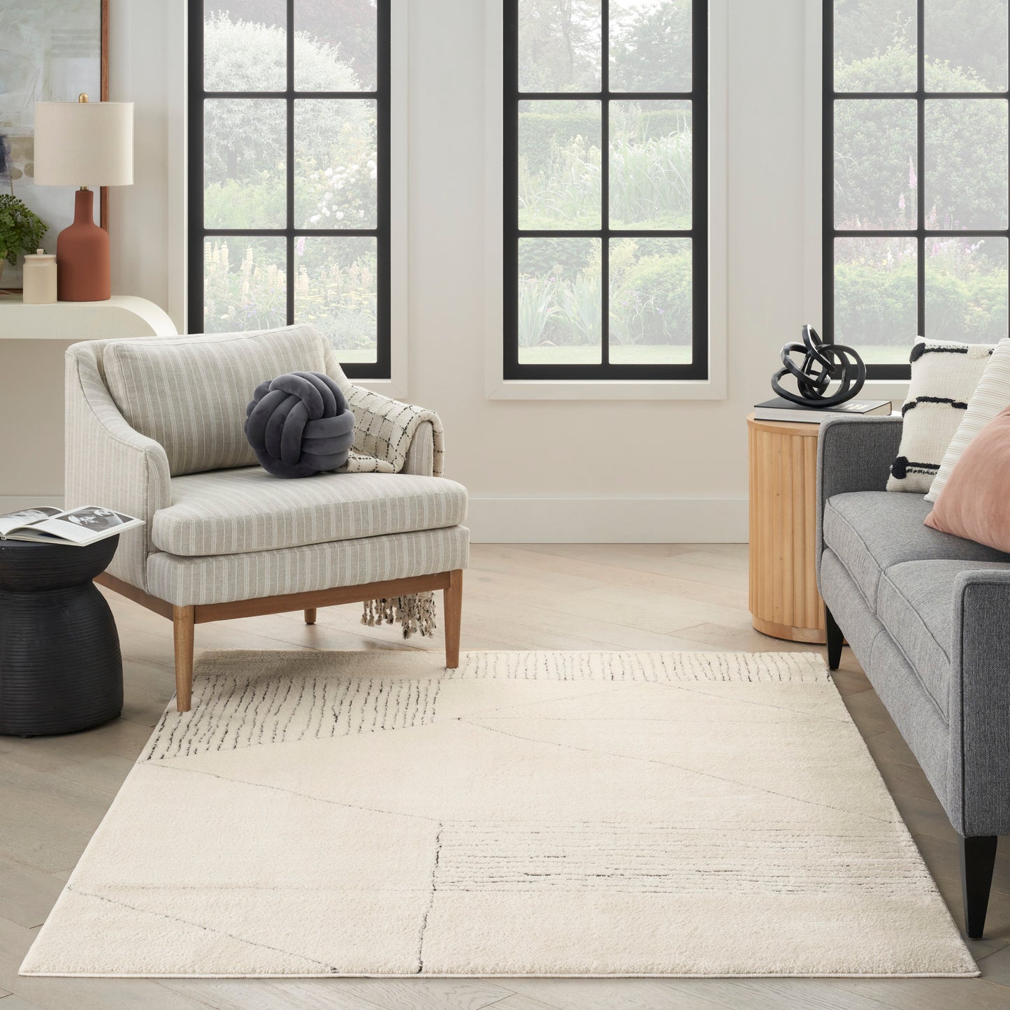 Nourison Home Modern Comfort  Ivory Black  Contemporary