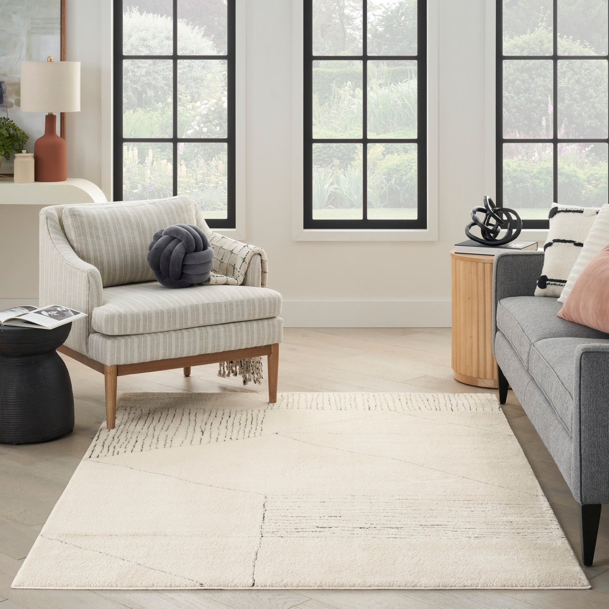 Nourison Home Modern Comfort  Ivory Black  Contemporary