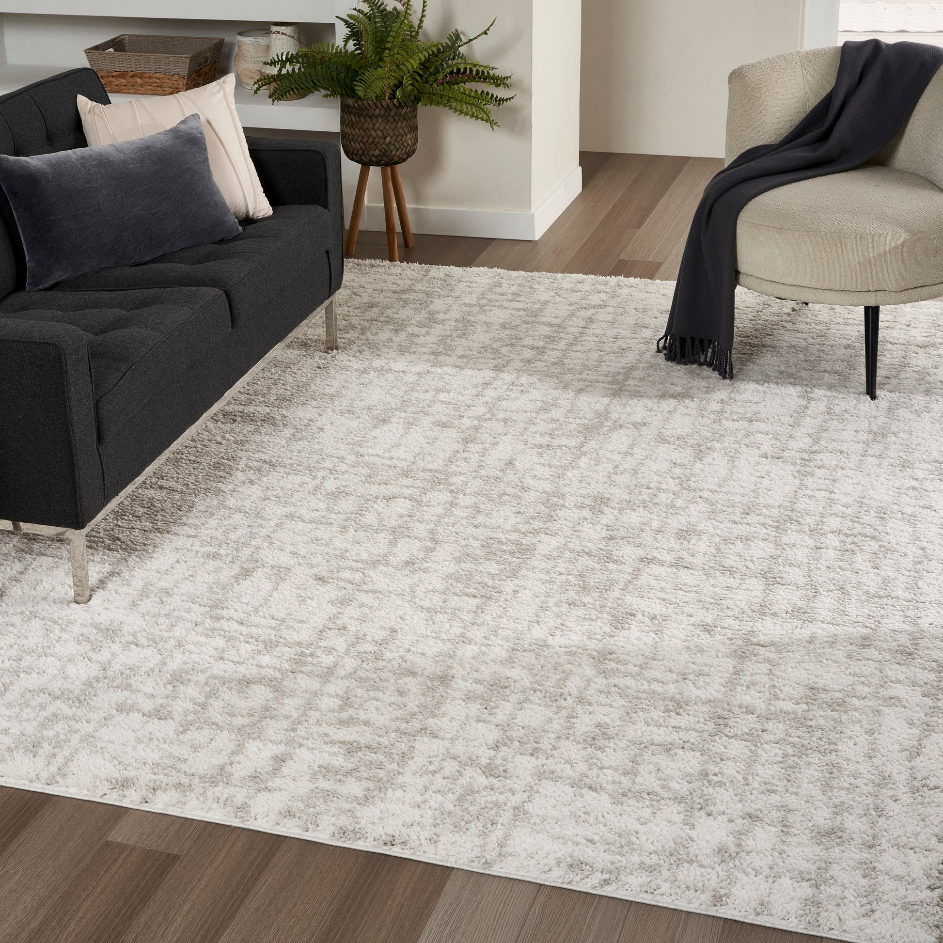 Nourison Home Modern Shag  Ivory Grey  Contemporary