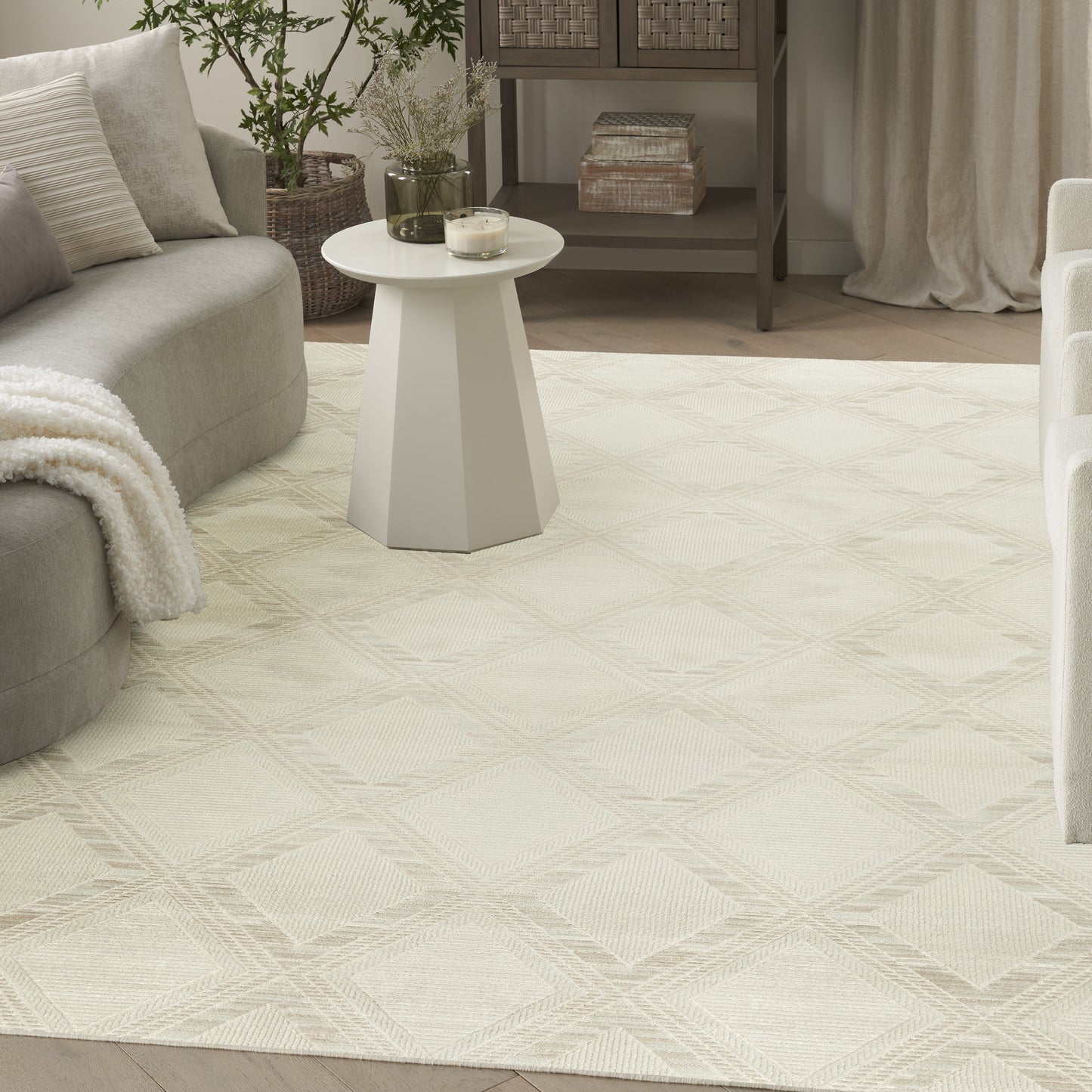 Nourison Home Serenity Home  Ivory  Contemporary