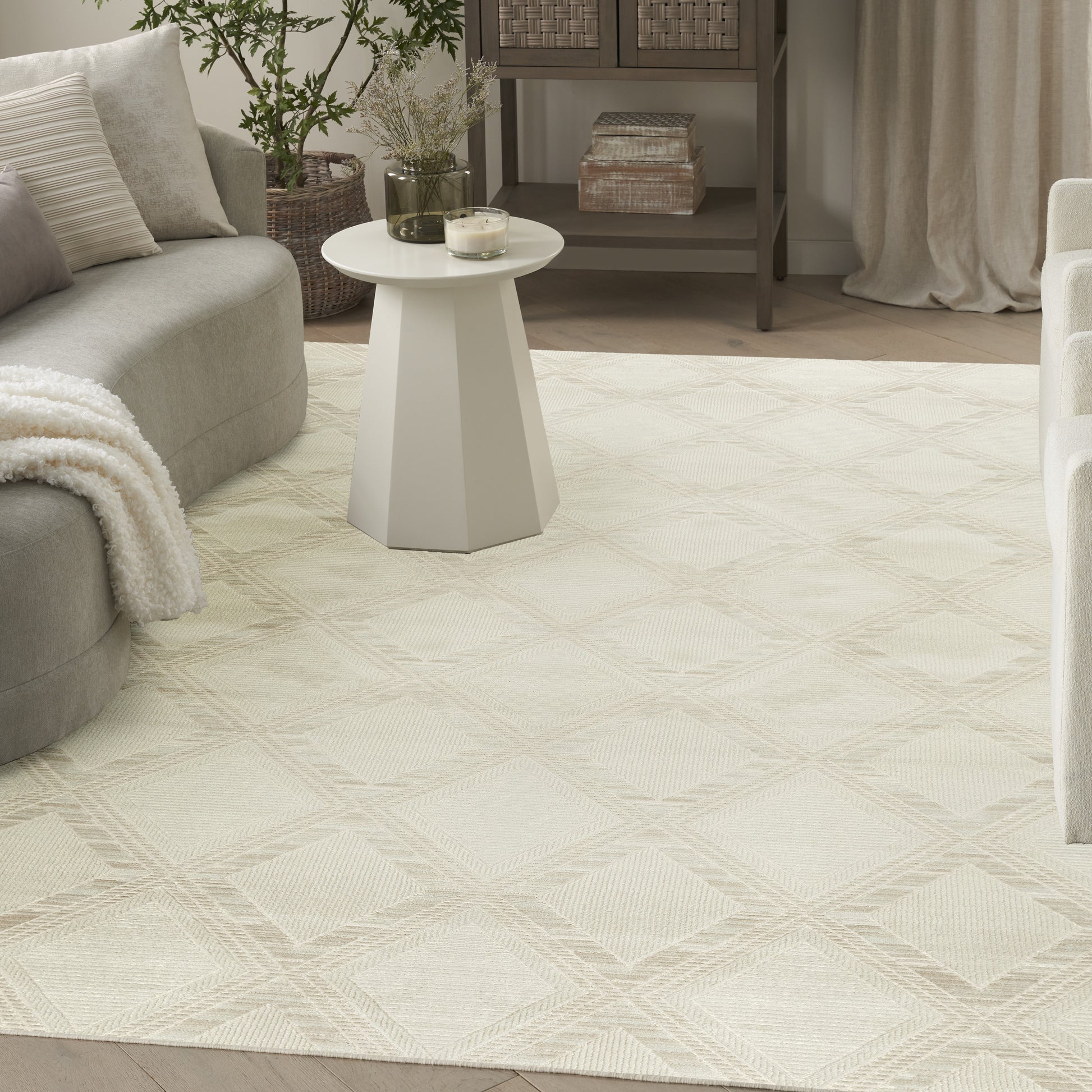 Nourison Home Serenity Home  Ivory  Contemporary