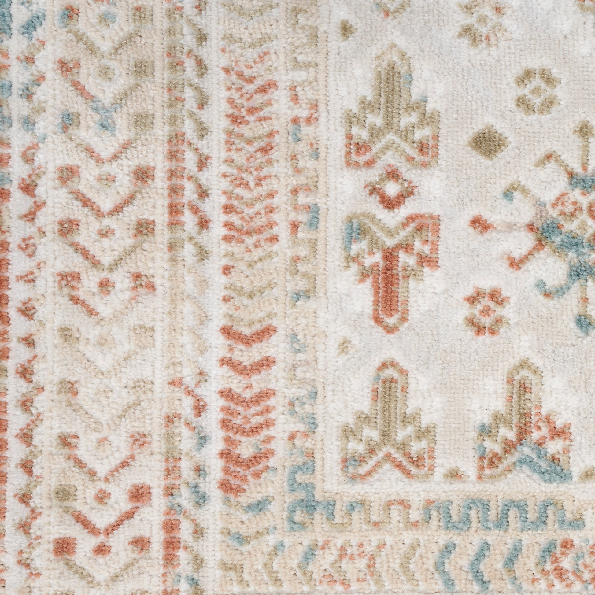 Nourison Home Thalia  Beige Multicolor  Transitional
