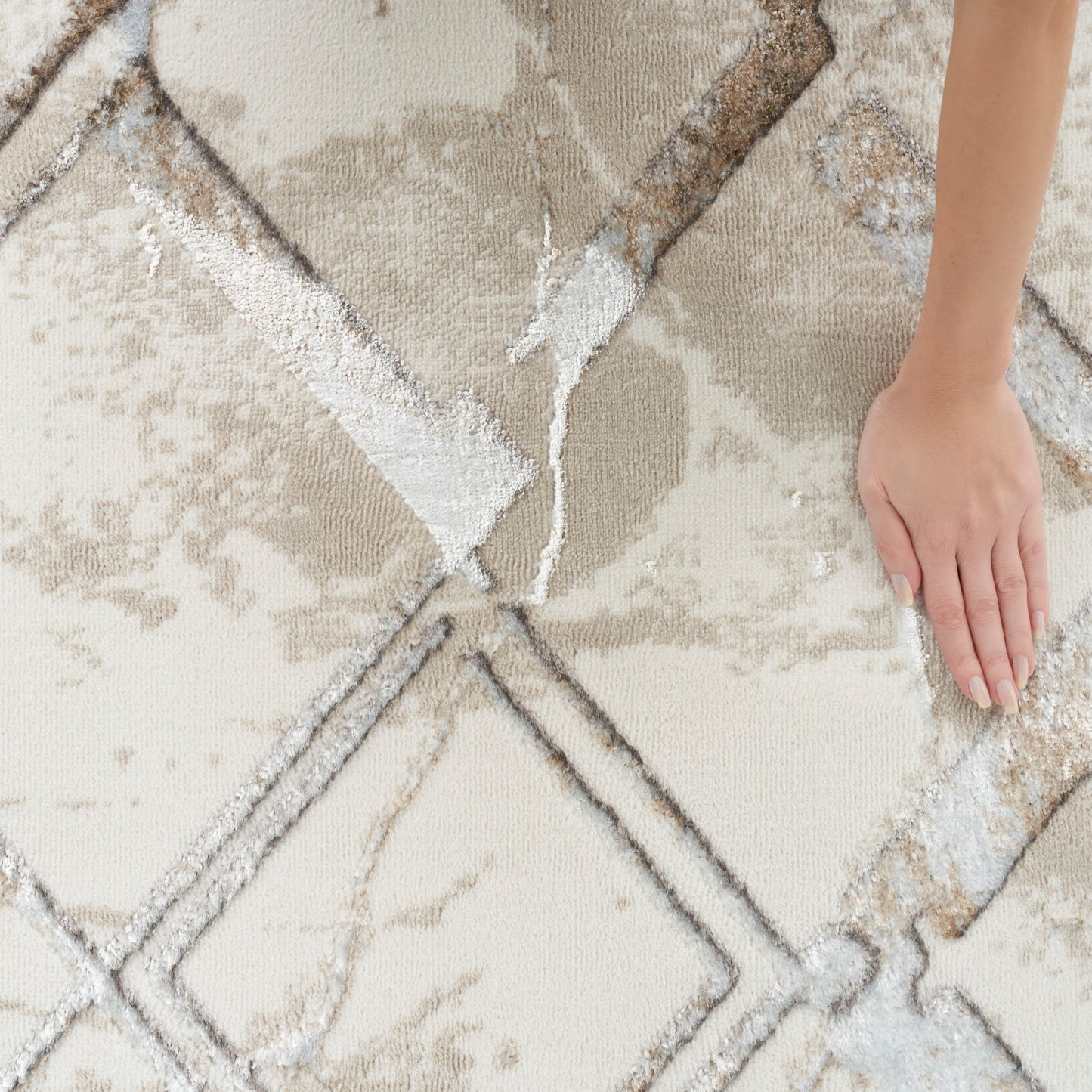 Nourison Home Glitz  Ivory Grey  Contemporary