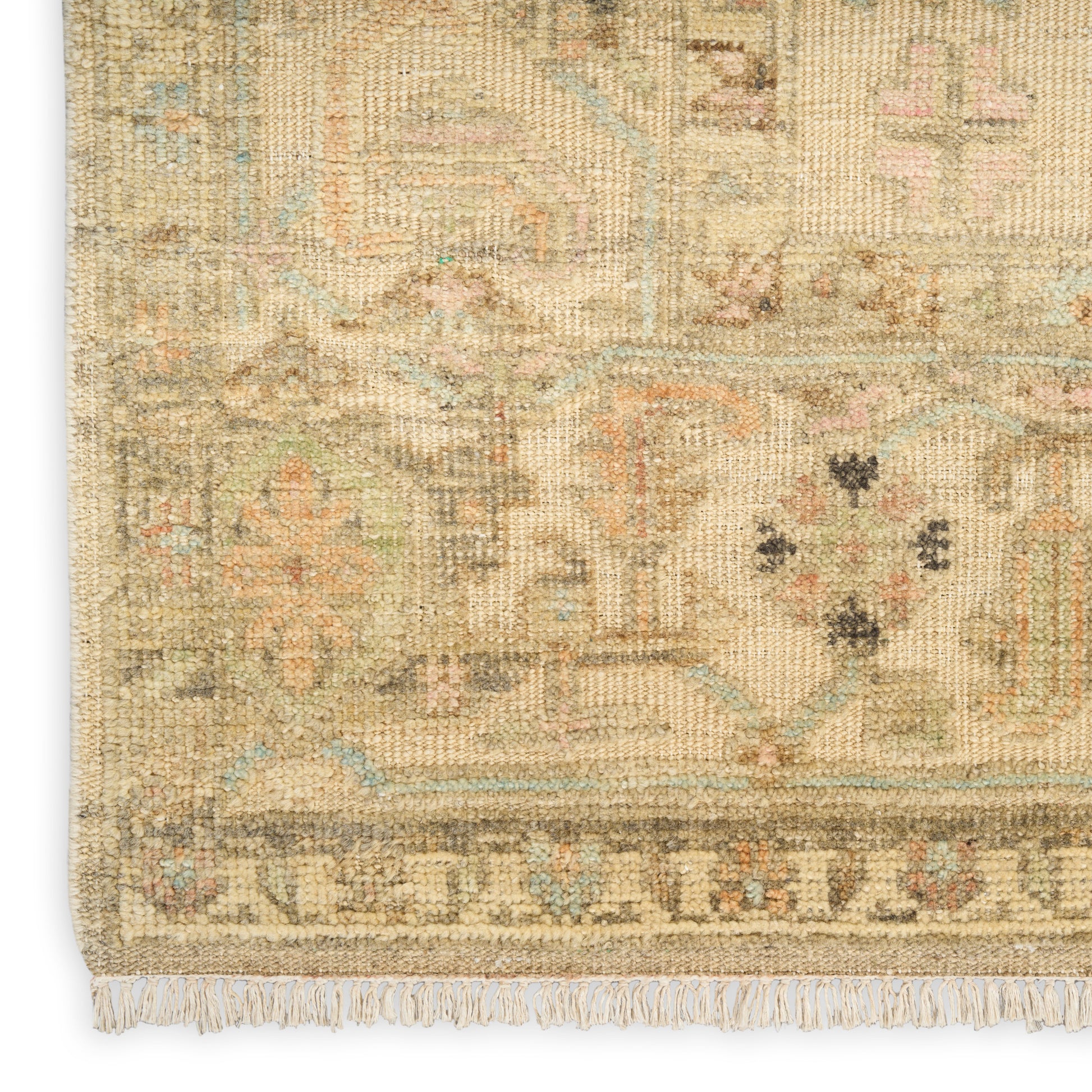 Nourison Home Heritage Vine  Beige  Traditional