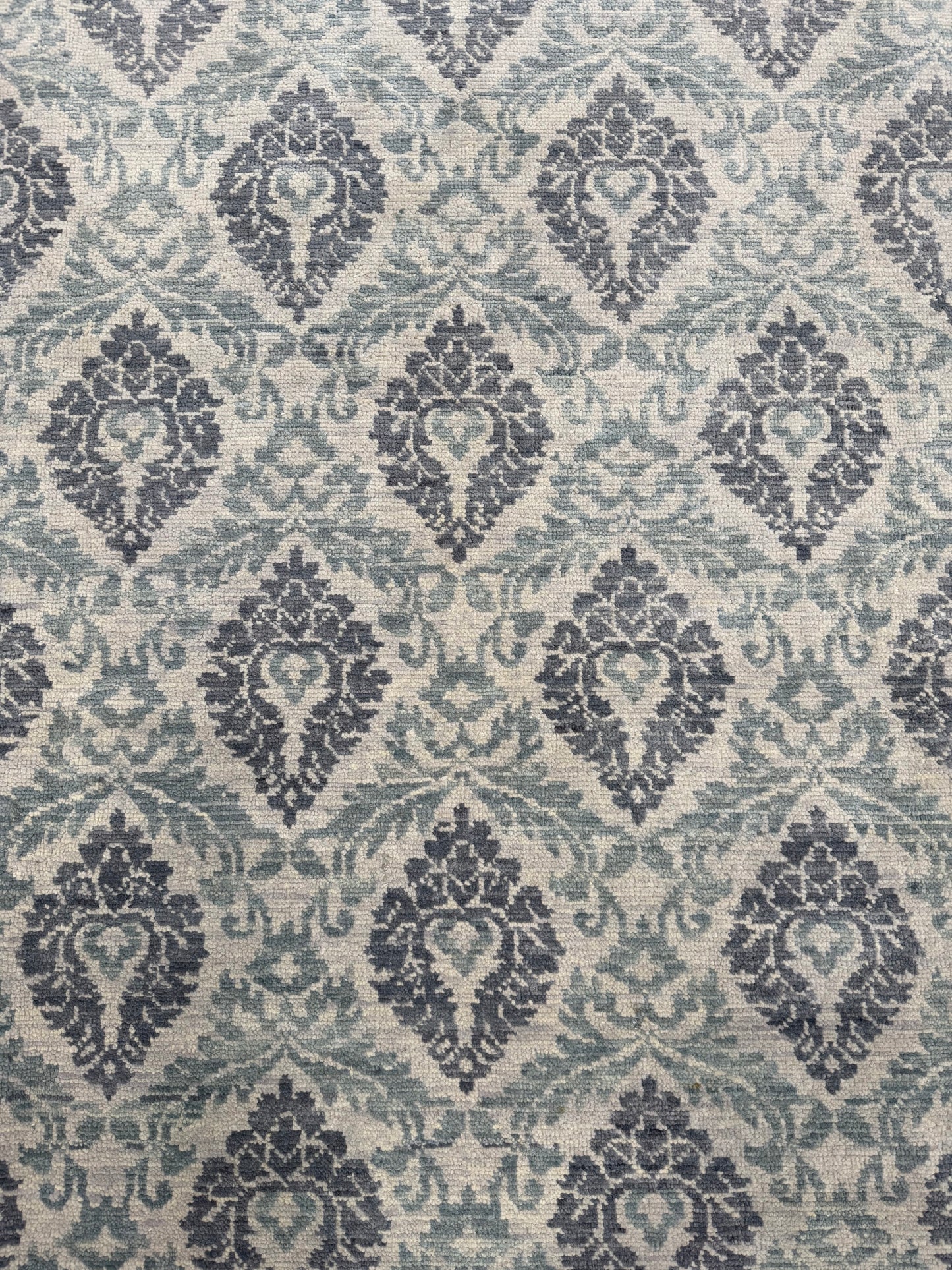 Artisan Samara Silver Grey Transitional Knotted Rug