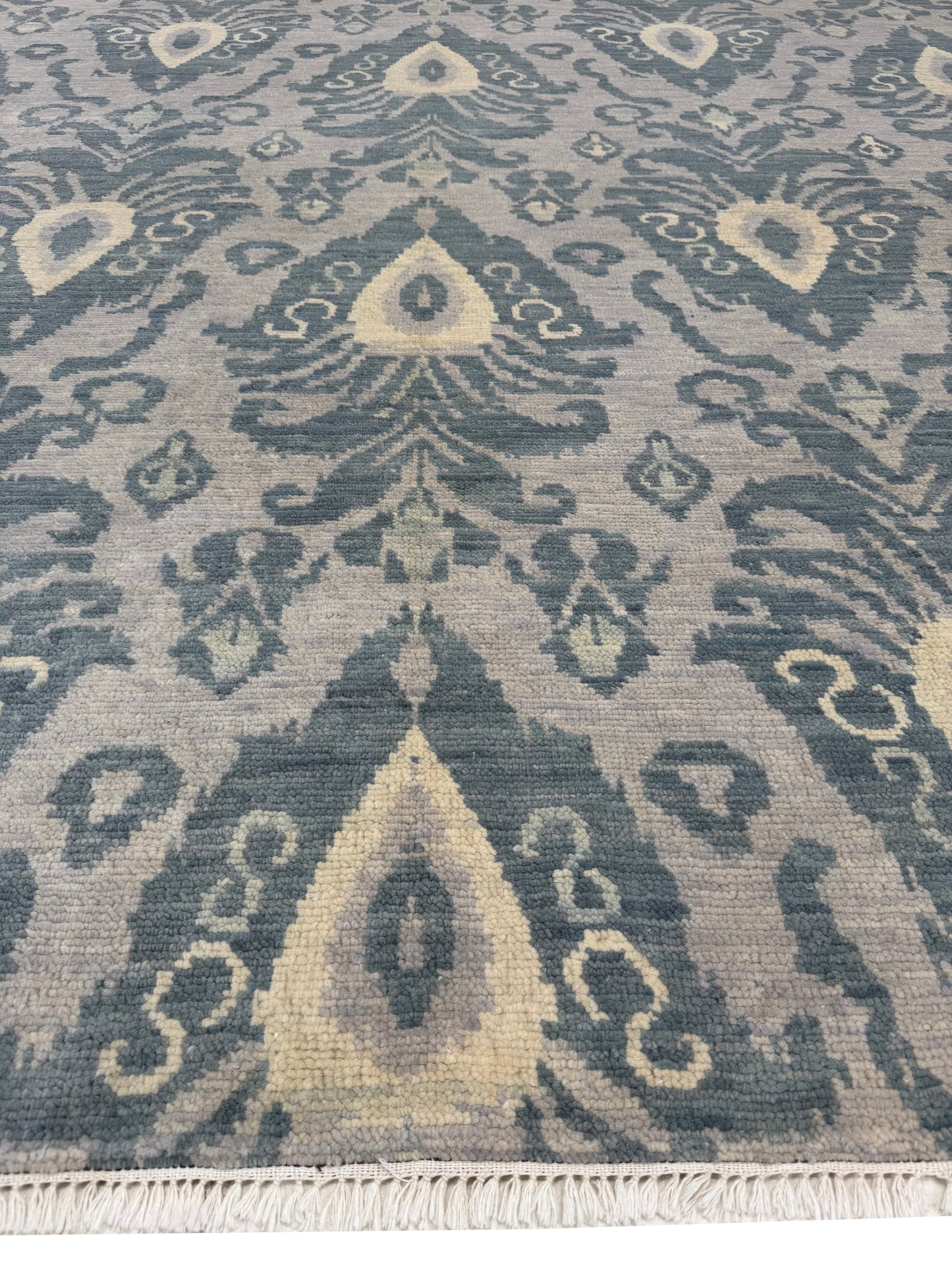 Artisan Samara Silver Transitional Knotted Rug