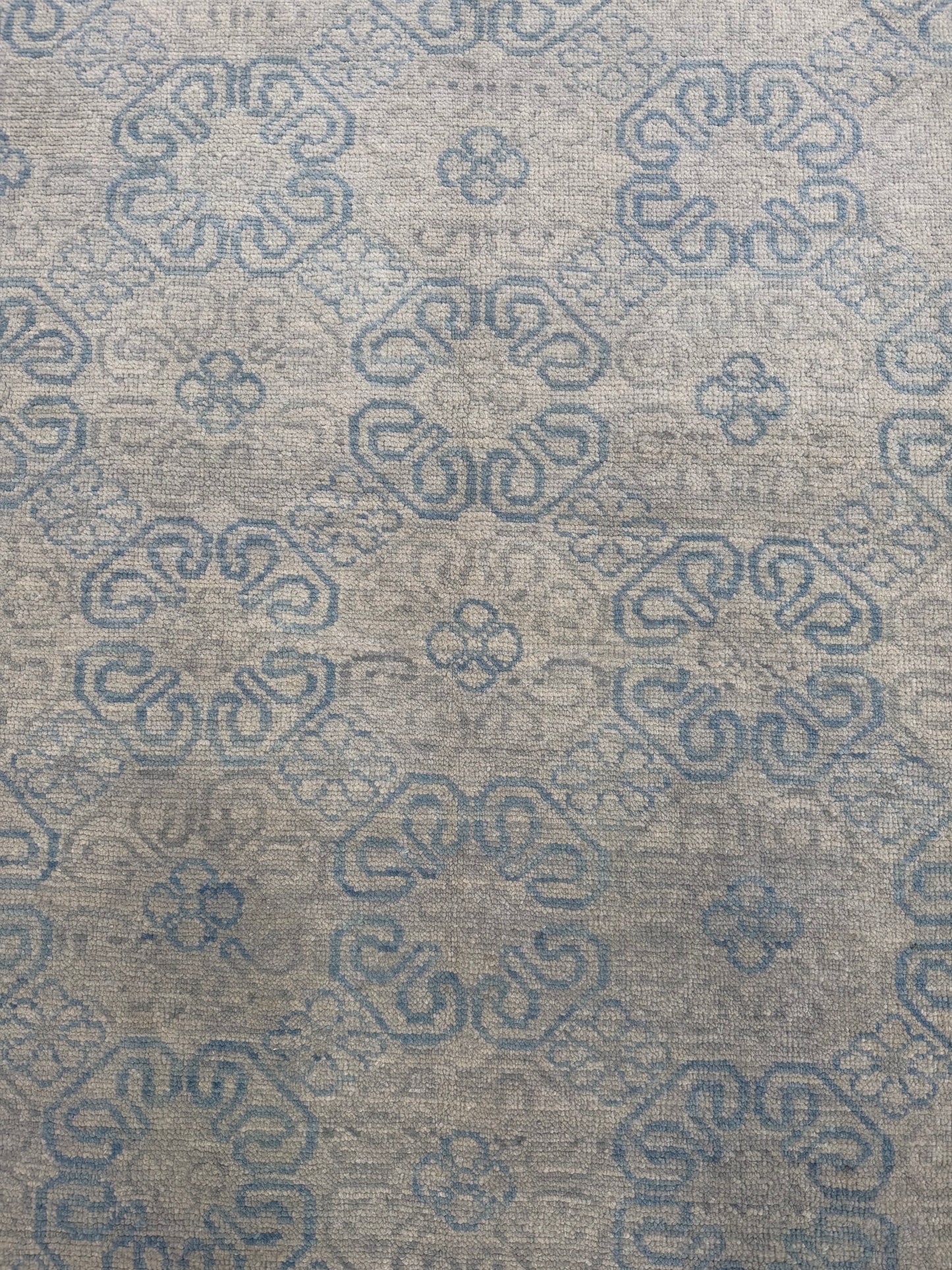 Artisan Samara Lt.Grey Transitional Knotted Rug