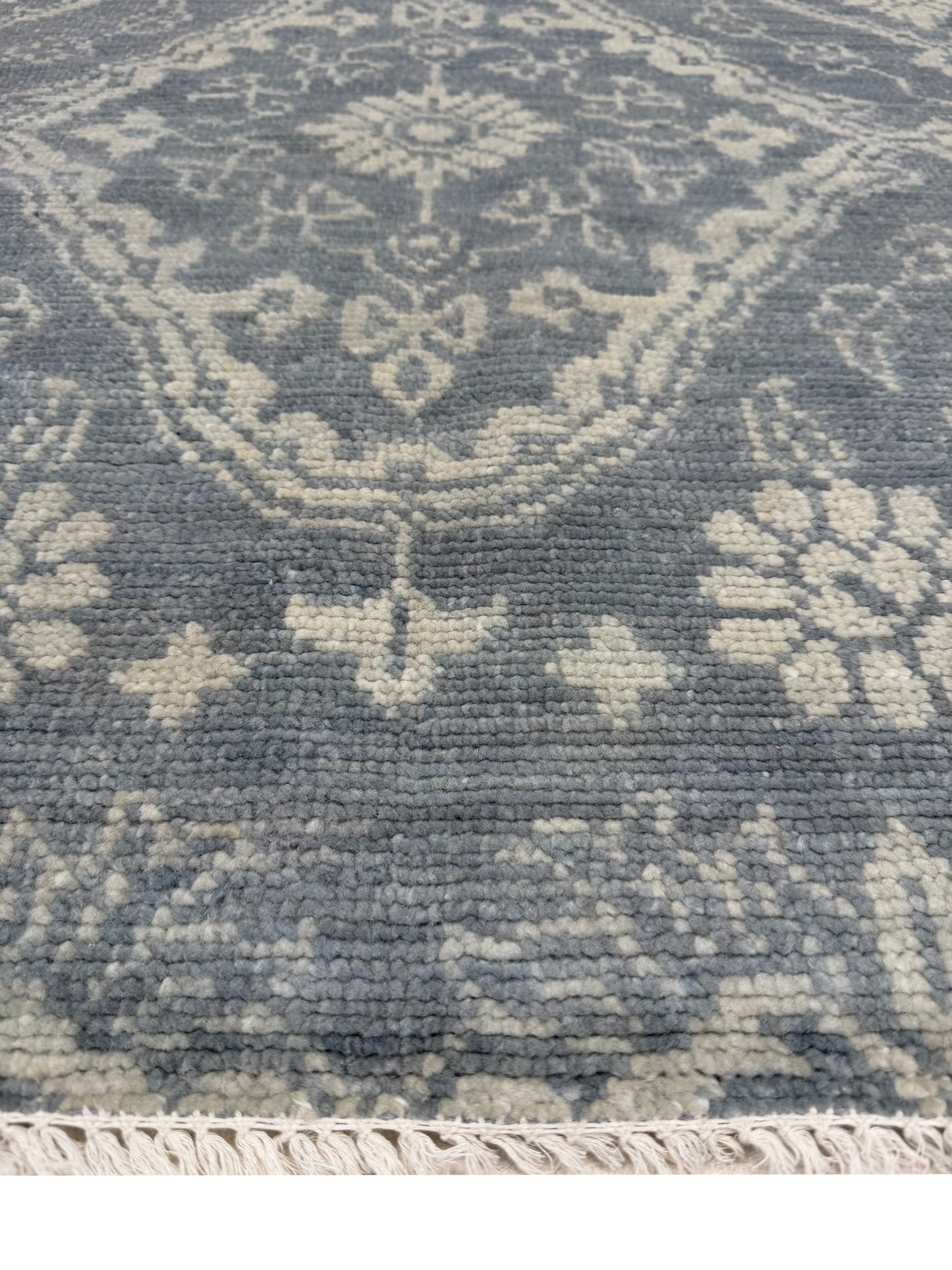 Artisan Samara Grey Transitional Knotted Rug
