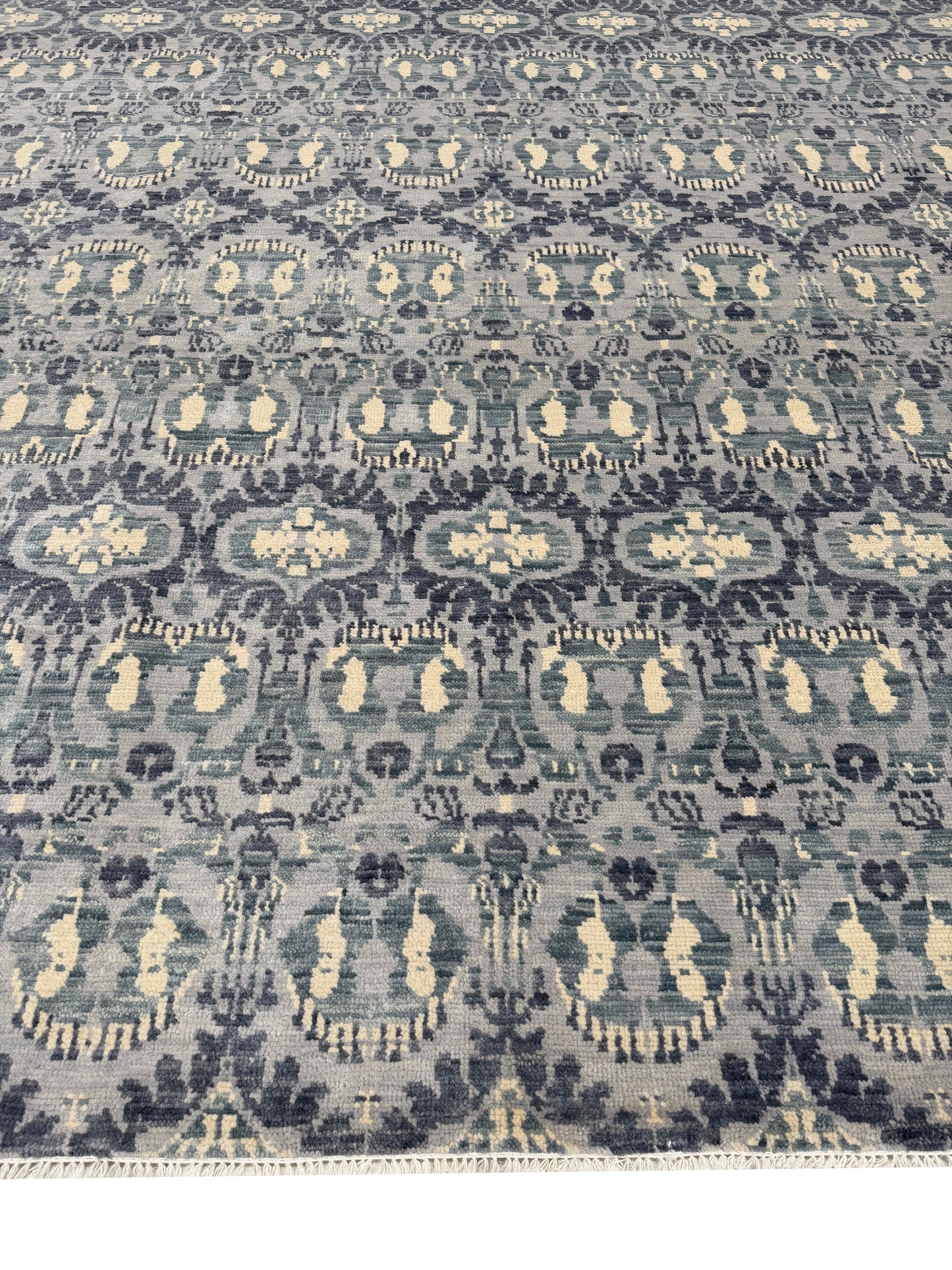 Artisan Samara Grey Transitional Knotted Rug