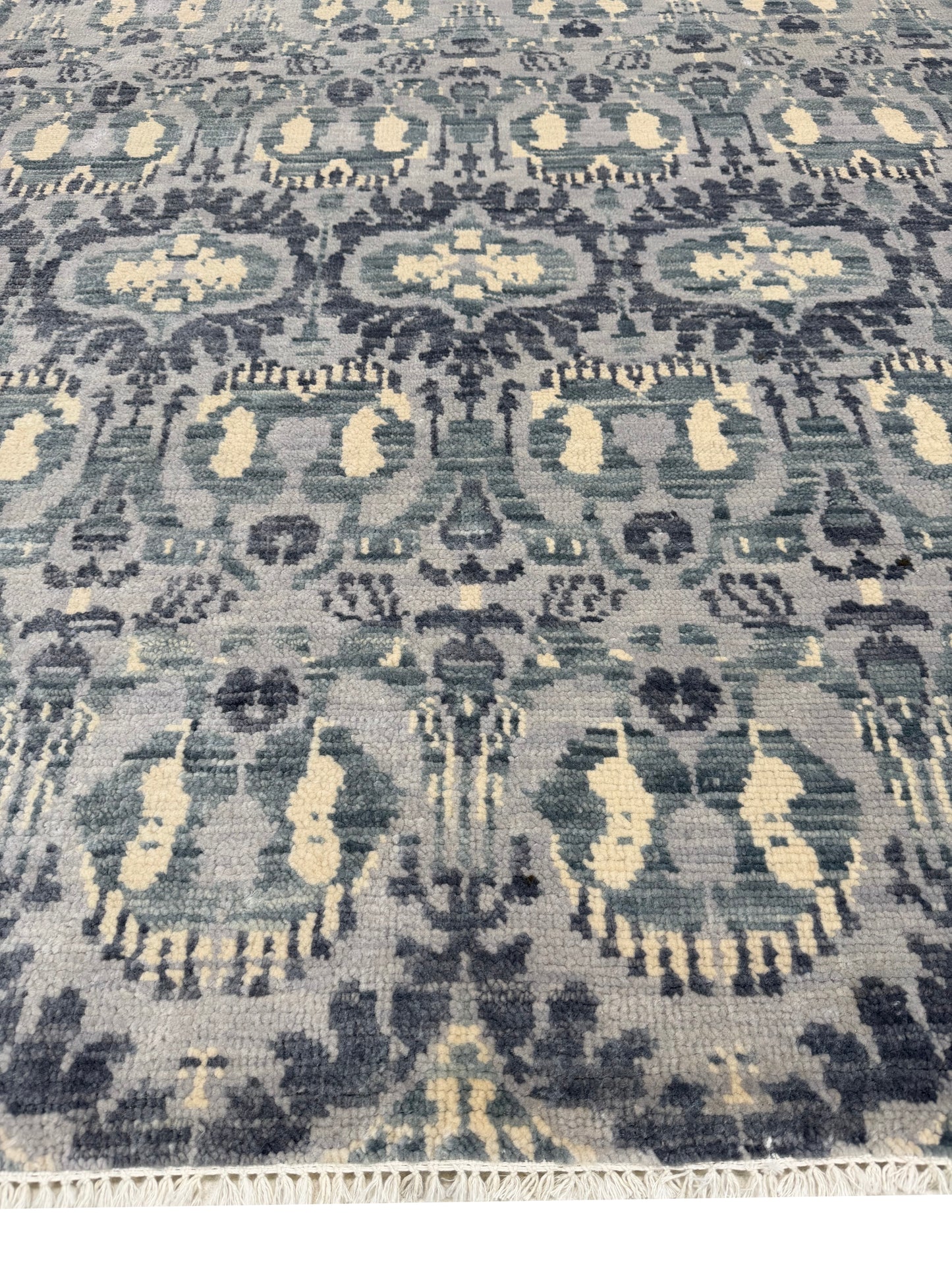 Artisan Samara Grey Transitional Knotted Rug