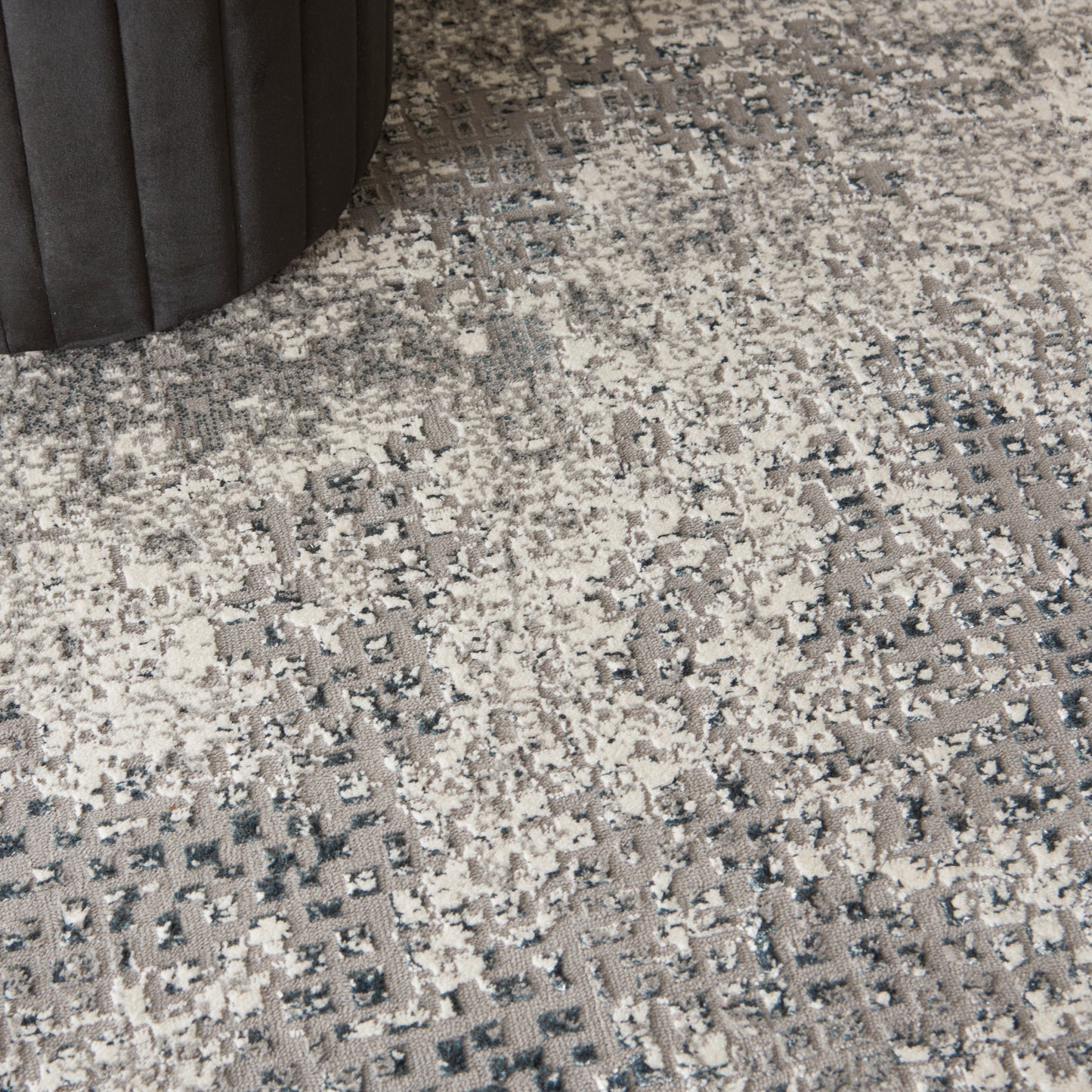 Michael Amini MA90 Uptown  Ivory Grey  Contemporary