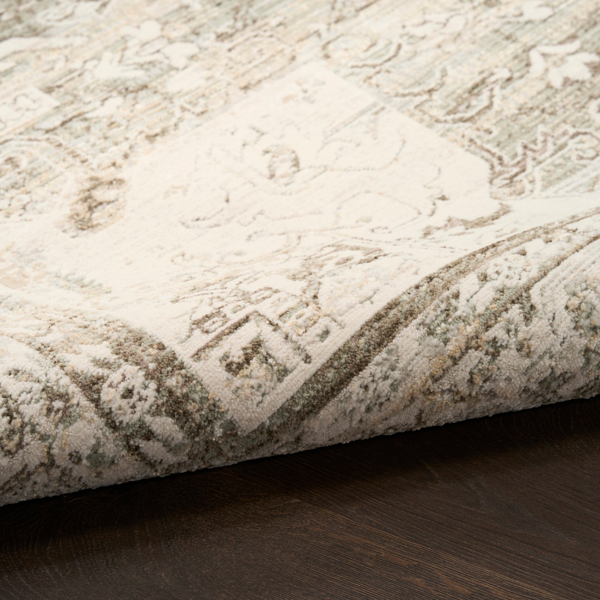 Nourison Home Soft Mist  Ivory Light Grey  Traditional