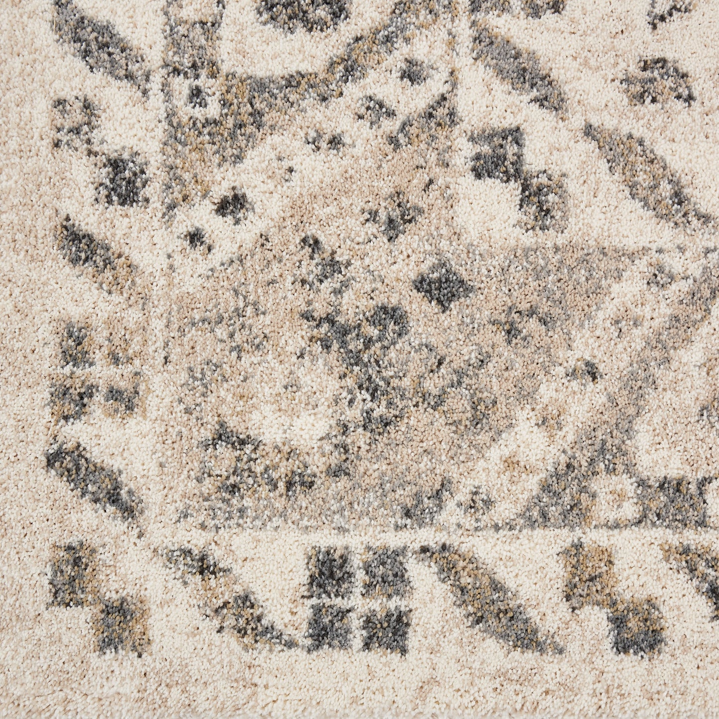 Nourison Home Fusion  Cream Grey  Traditional