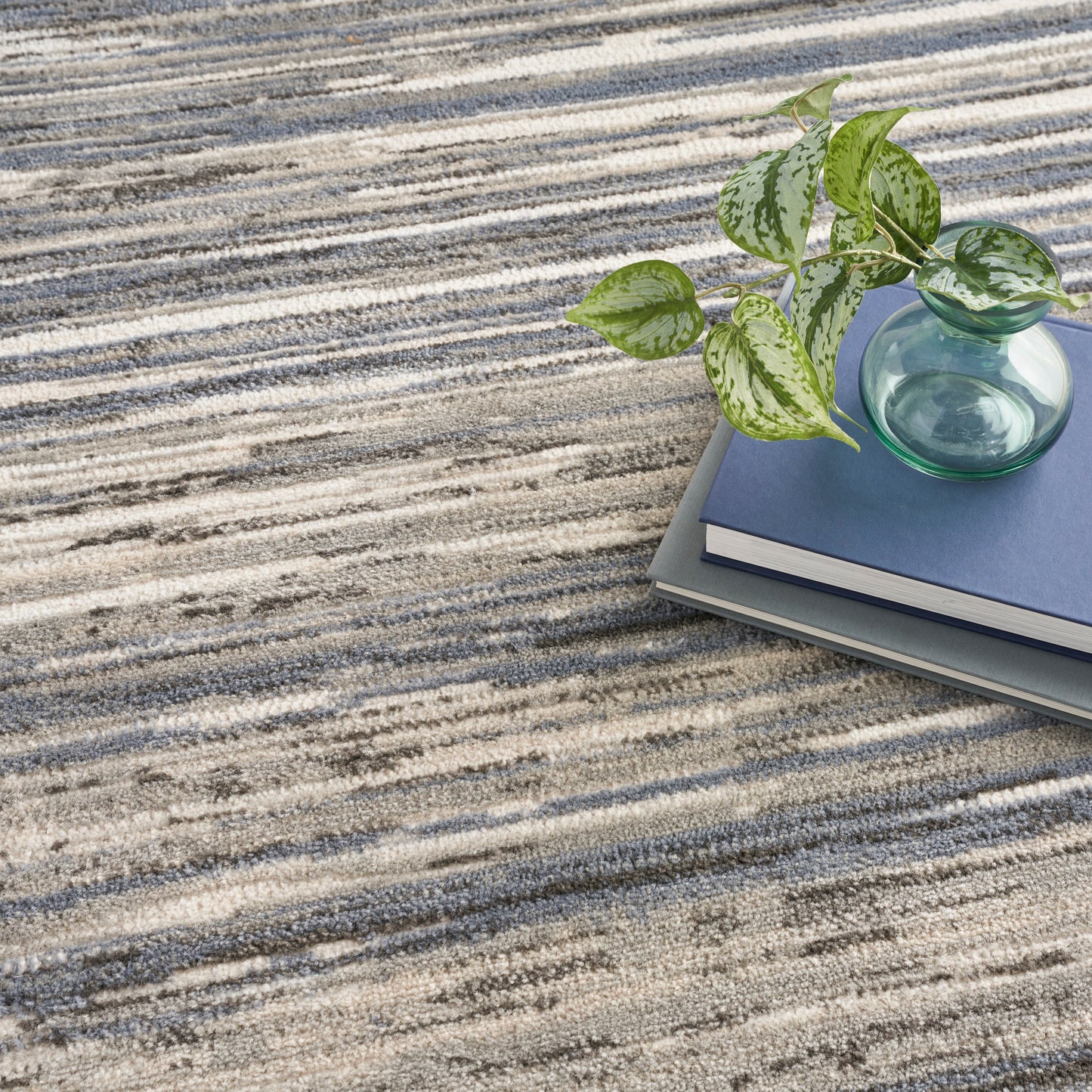 Nourison Home Serenity Home  Ivory Grey Blue  Contemporary