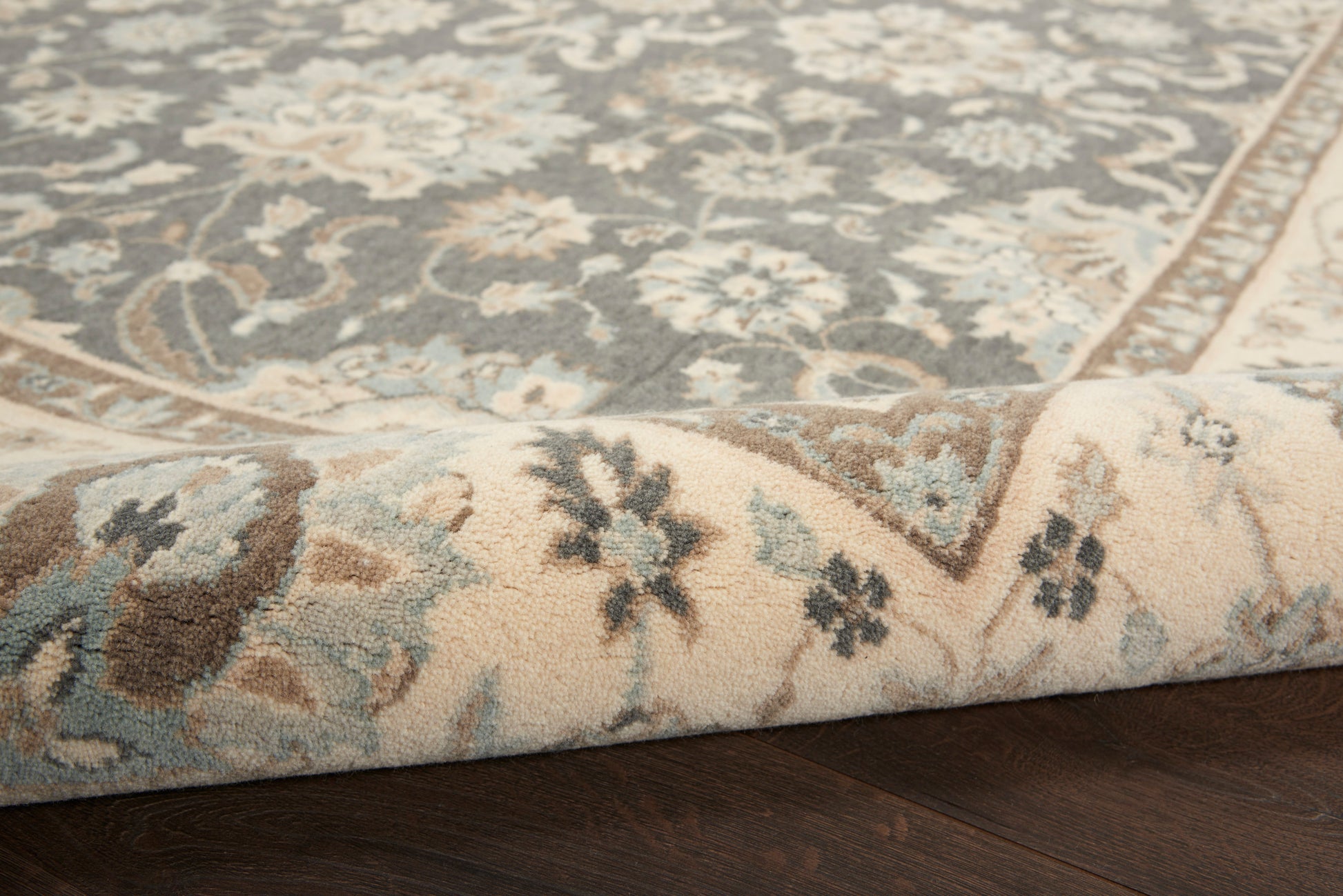 Nourison Home Living Treasures  Grey Ivory  Traditional