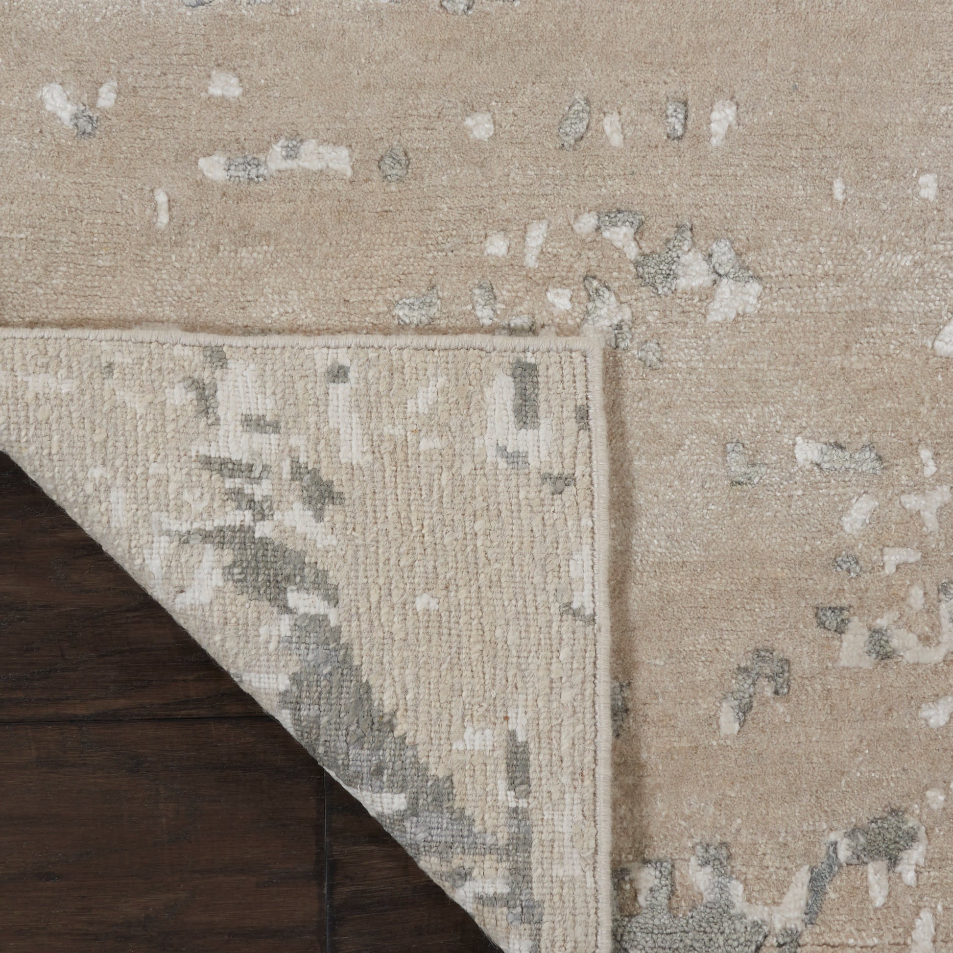 Nourison Home Silk Shadows  Sand  Contemporary