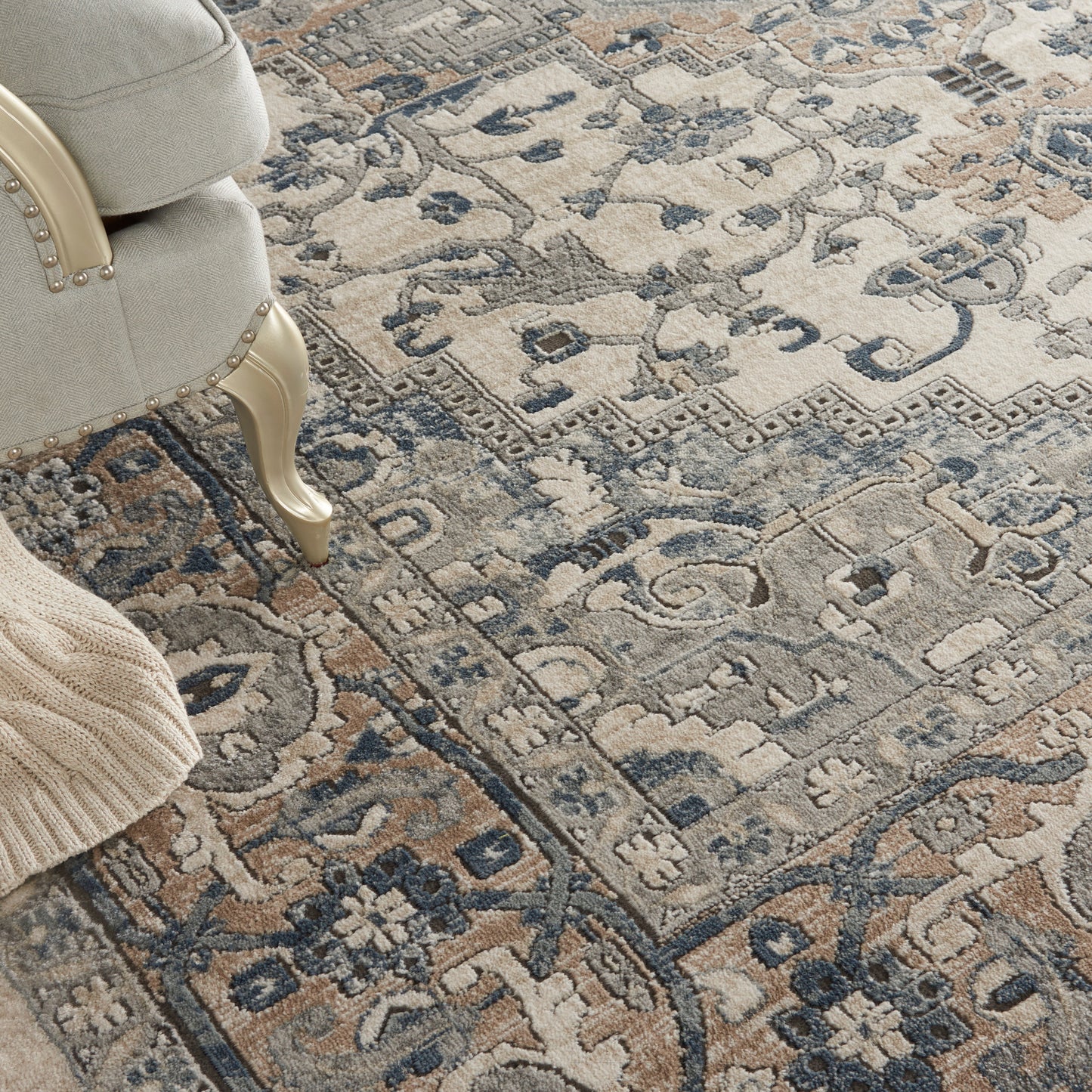 Nourison Home Quarry  Ivory Grey  Transitional