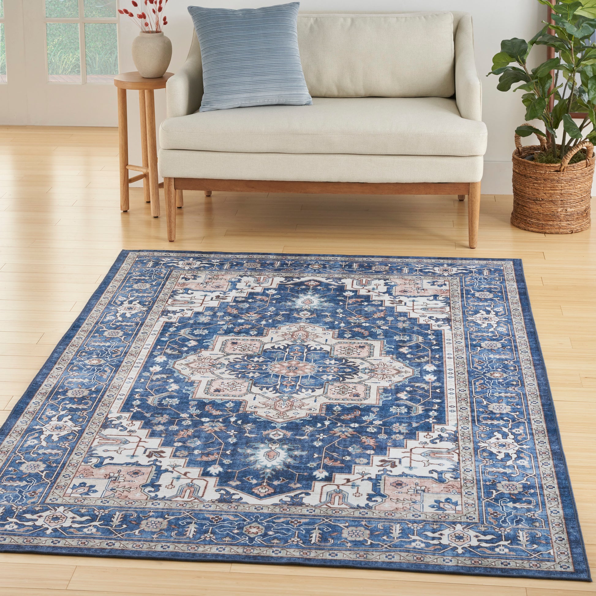 Nourison Home Fulton  Navy Ivory  Traditional