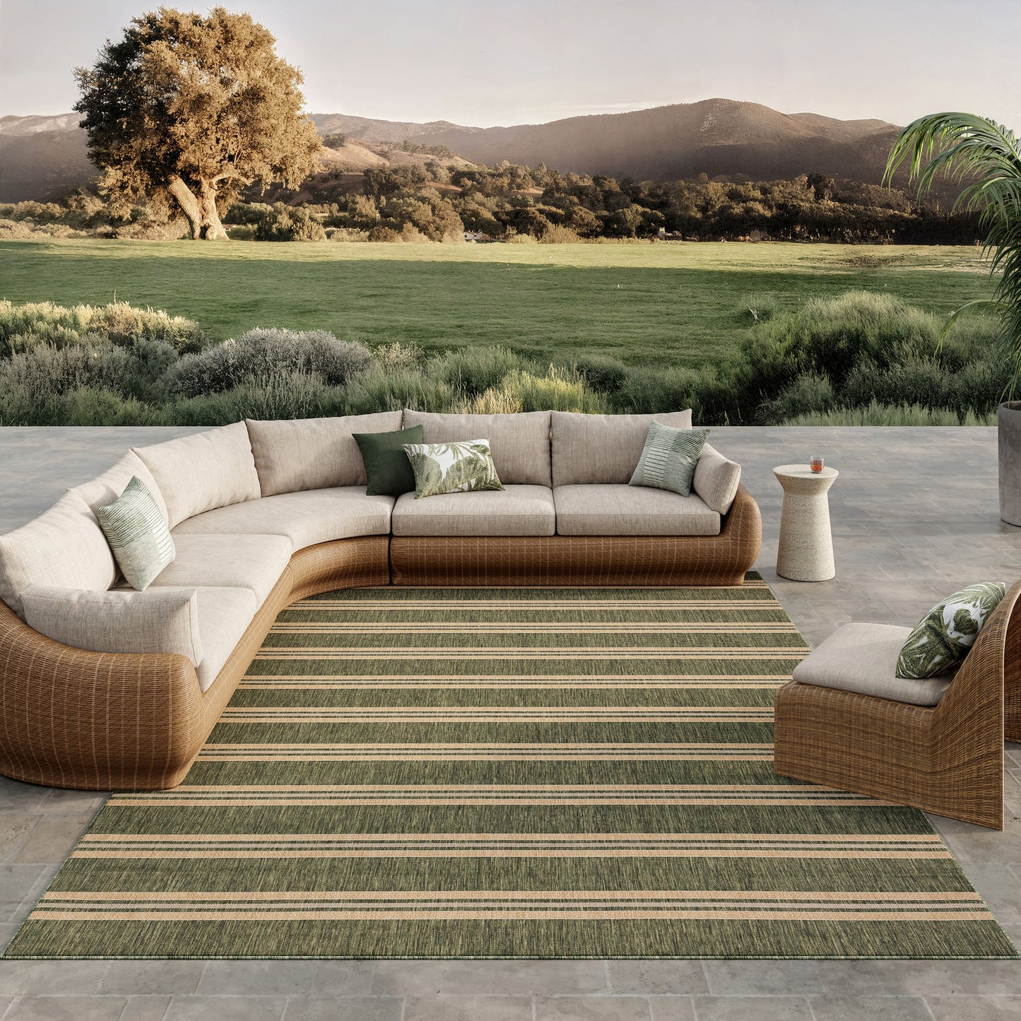 Nourison Home Horizon Indoor/Outdoor  Green  Contemporary