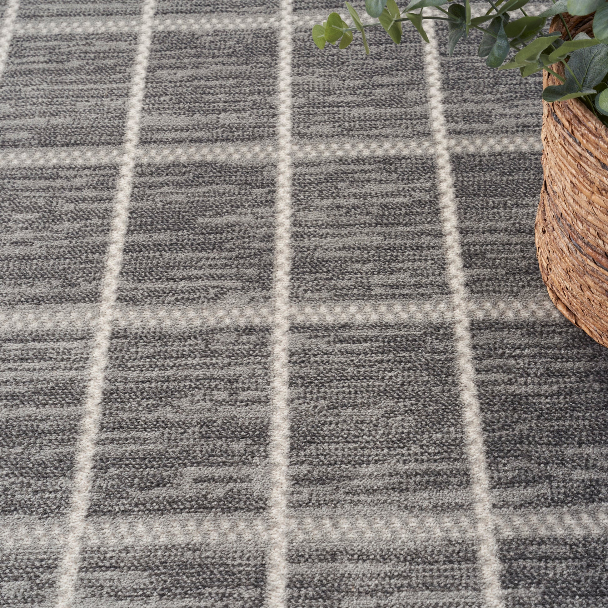Nourison Home Serenity Home  Grey Ivory  Contemporary