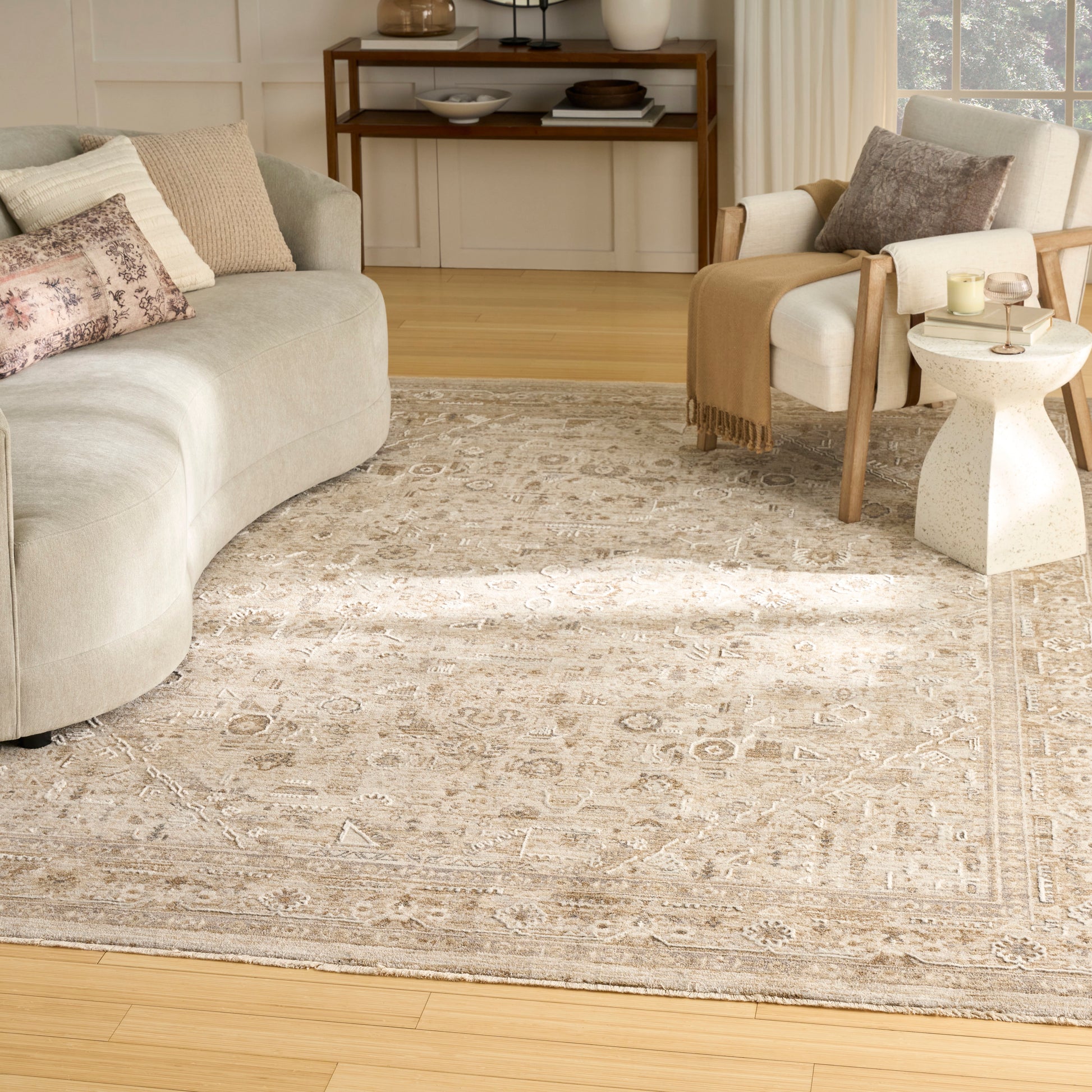 Nourison Home Retreat  Beige  Traditional