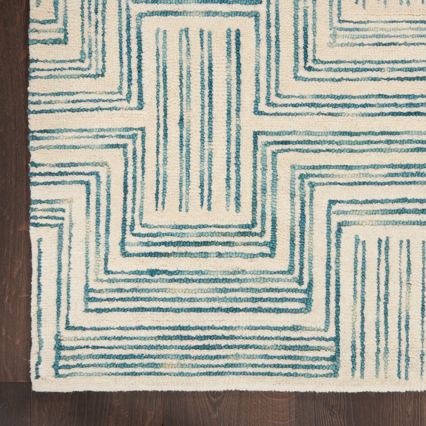 Nourison Home Interlock  Ivory Turquoise  Contemporary
