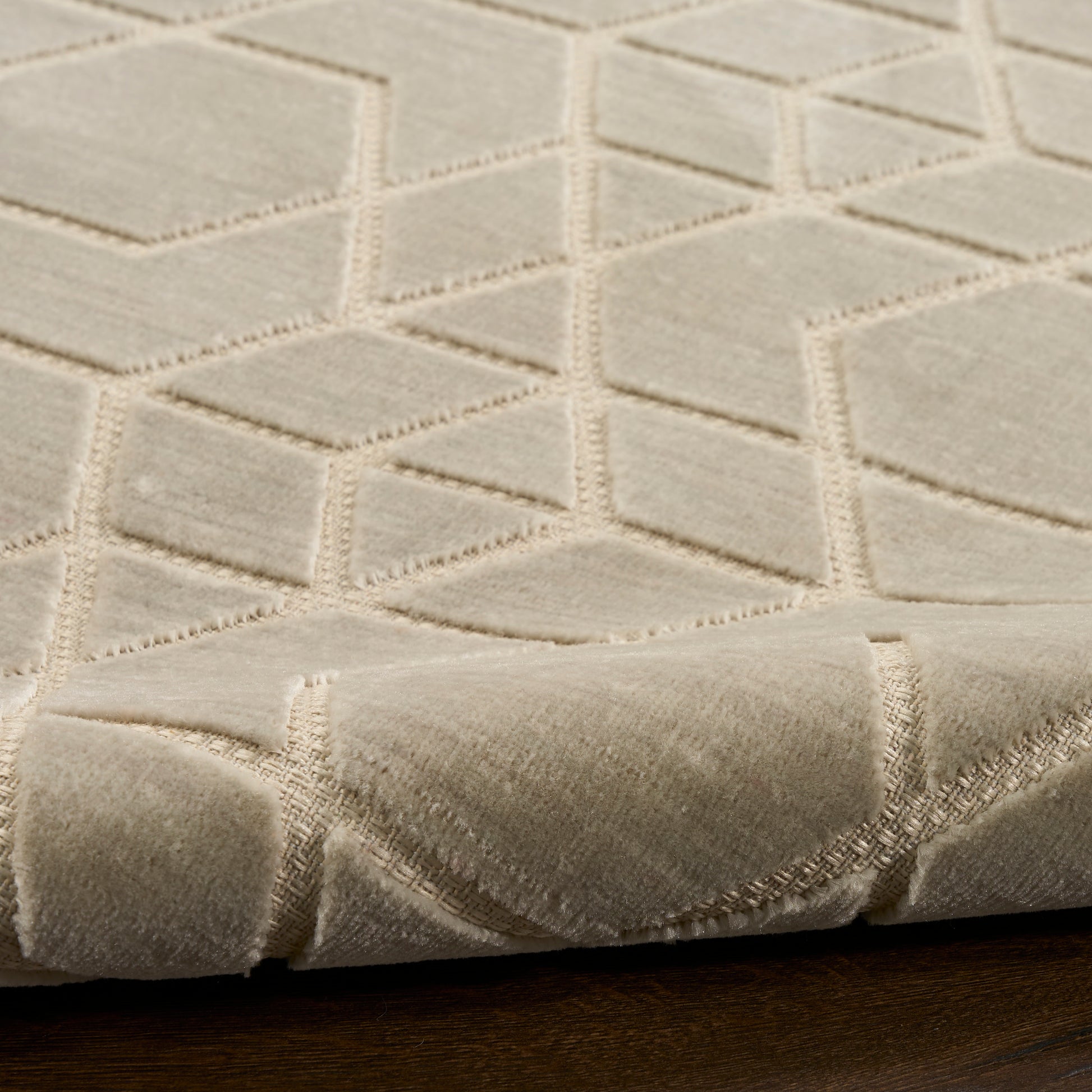 Nourison Home Washable Charm  Silver Ivory  Contemporary