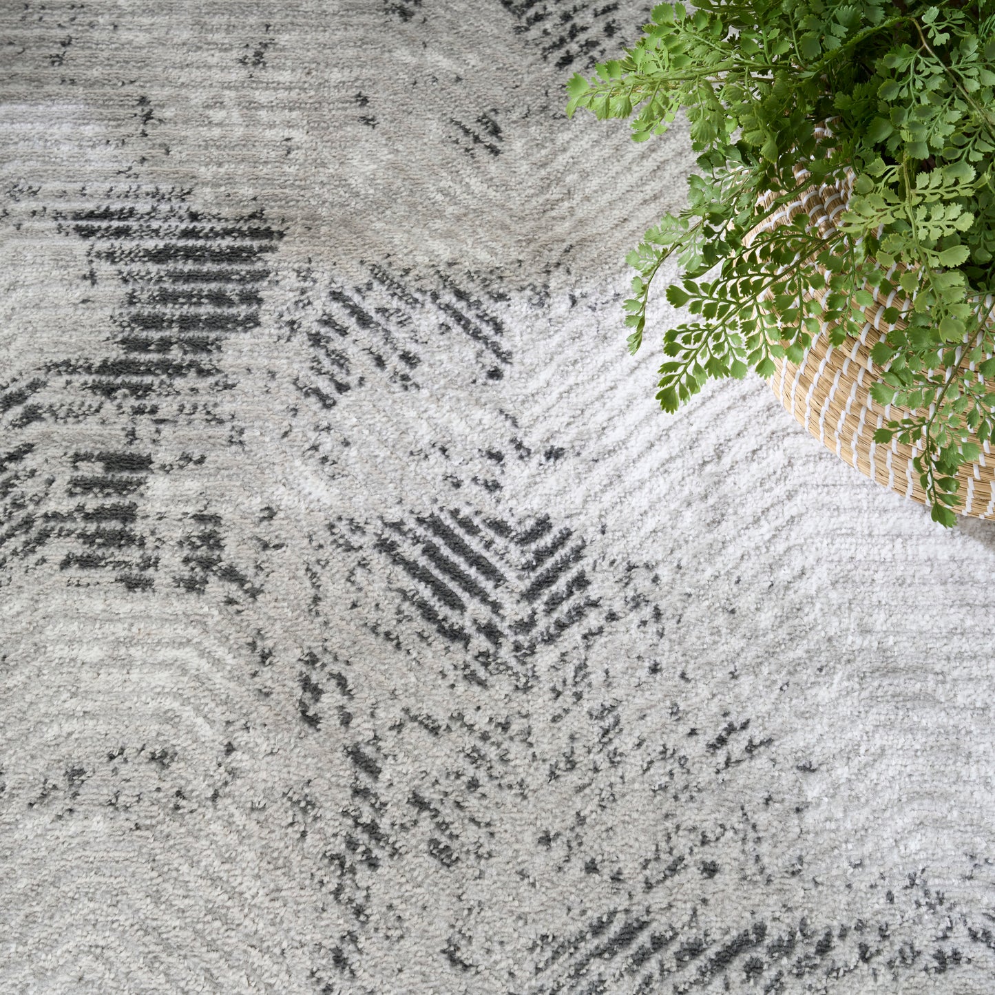 Nourison Home Dekor  Grey Charcoal  Contemporary