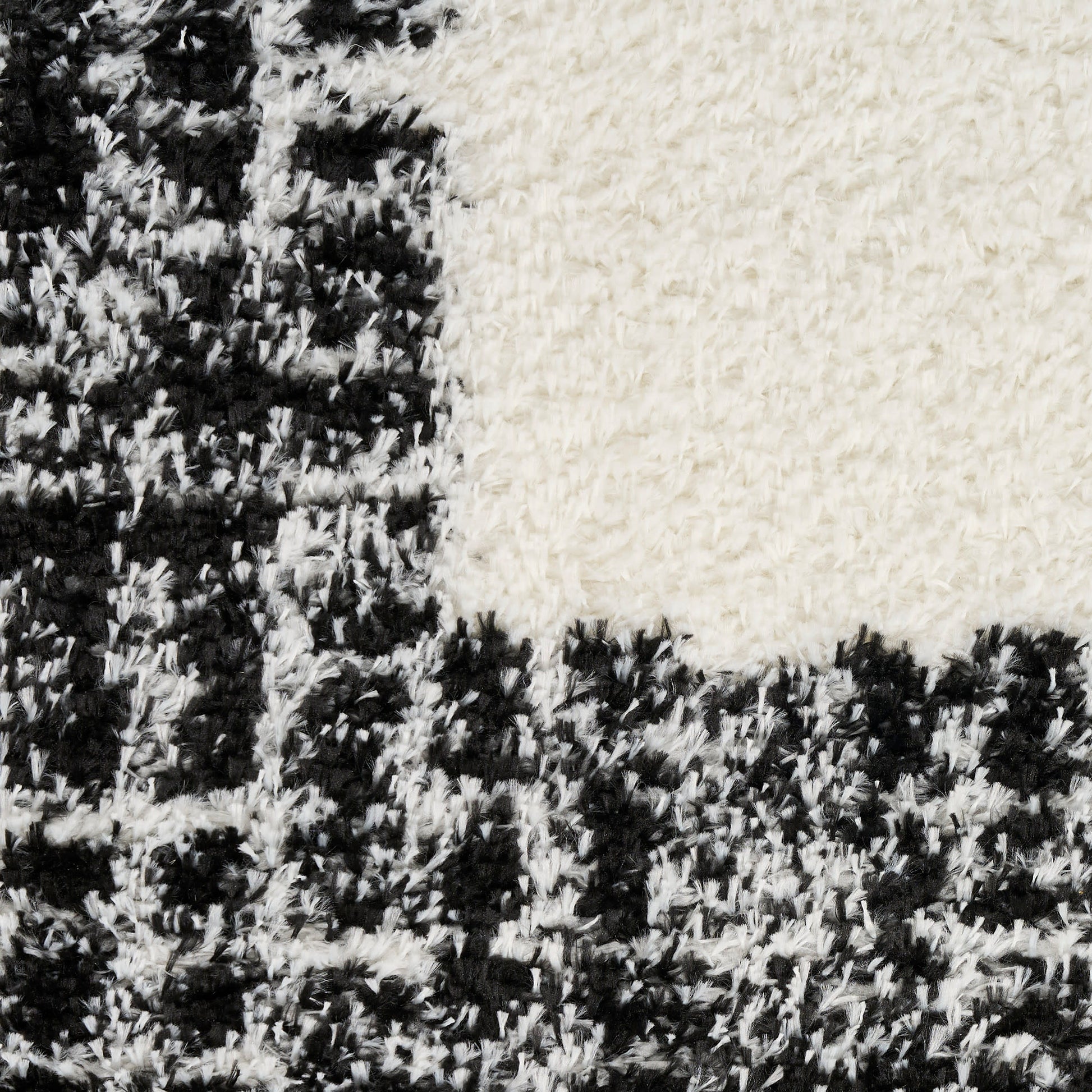 Nourison Home Pacific Shag  Ivory Black  Contemporary