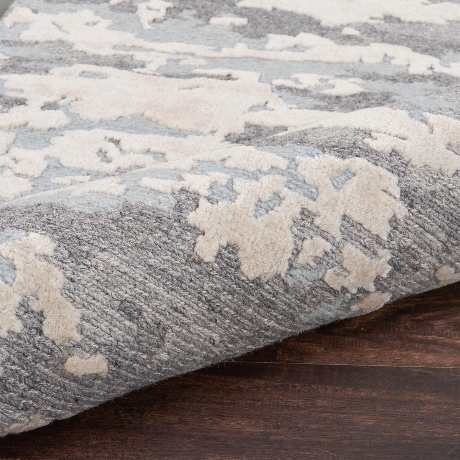 Nourison Home Divine  Aqua  Contemporary