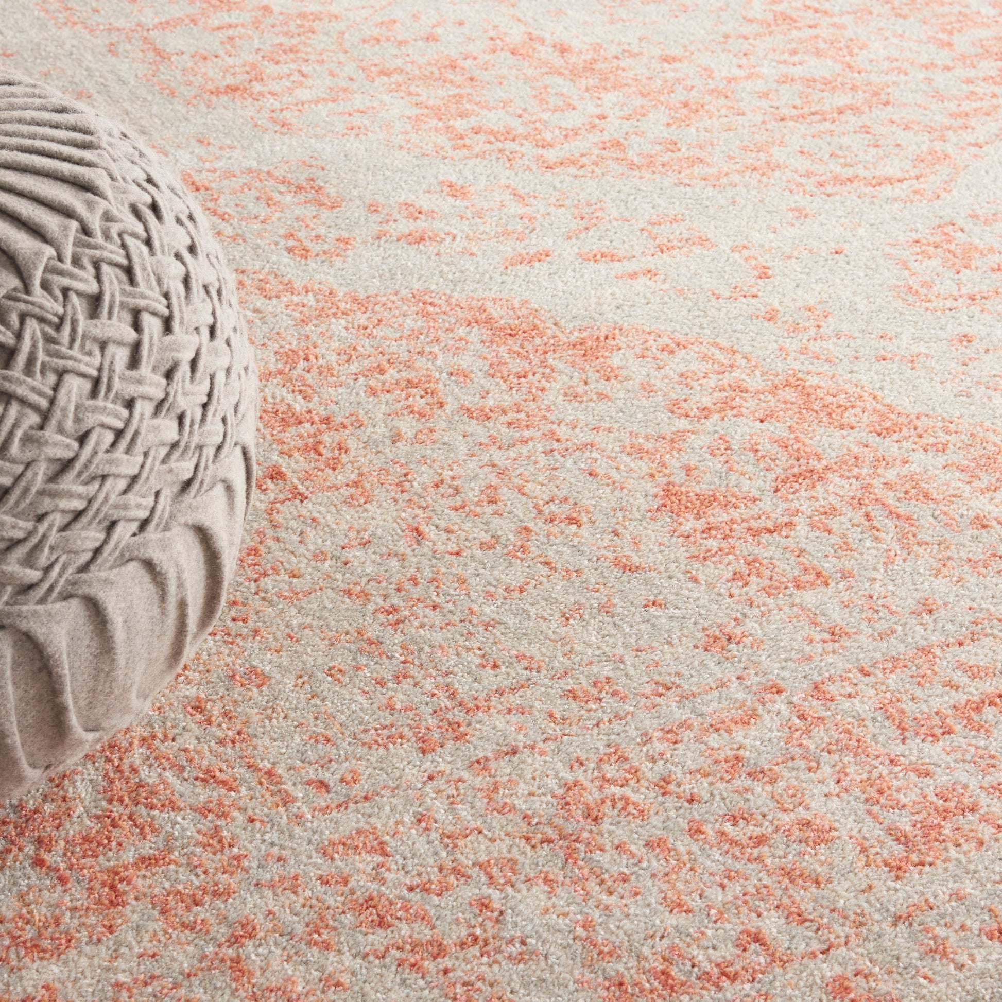 Nourison Home Tranquil  Ivory Pink  Traditional