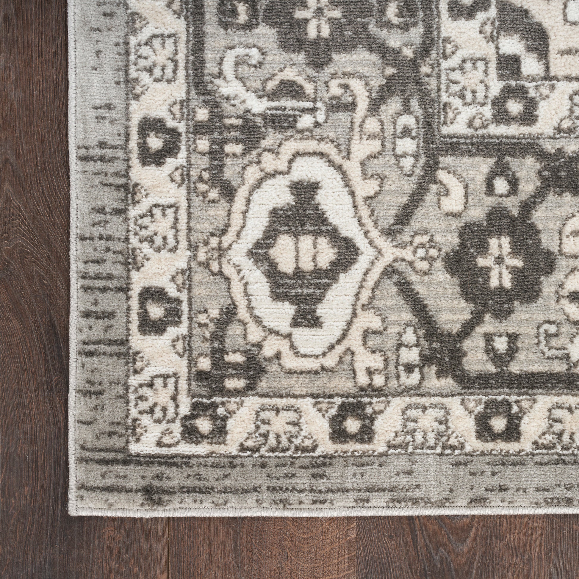 Nourison Home Quarry  Grey  Transitional