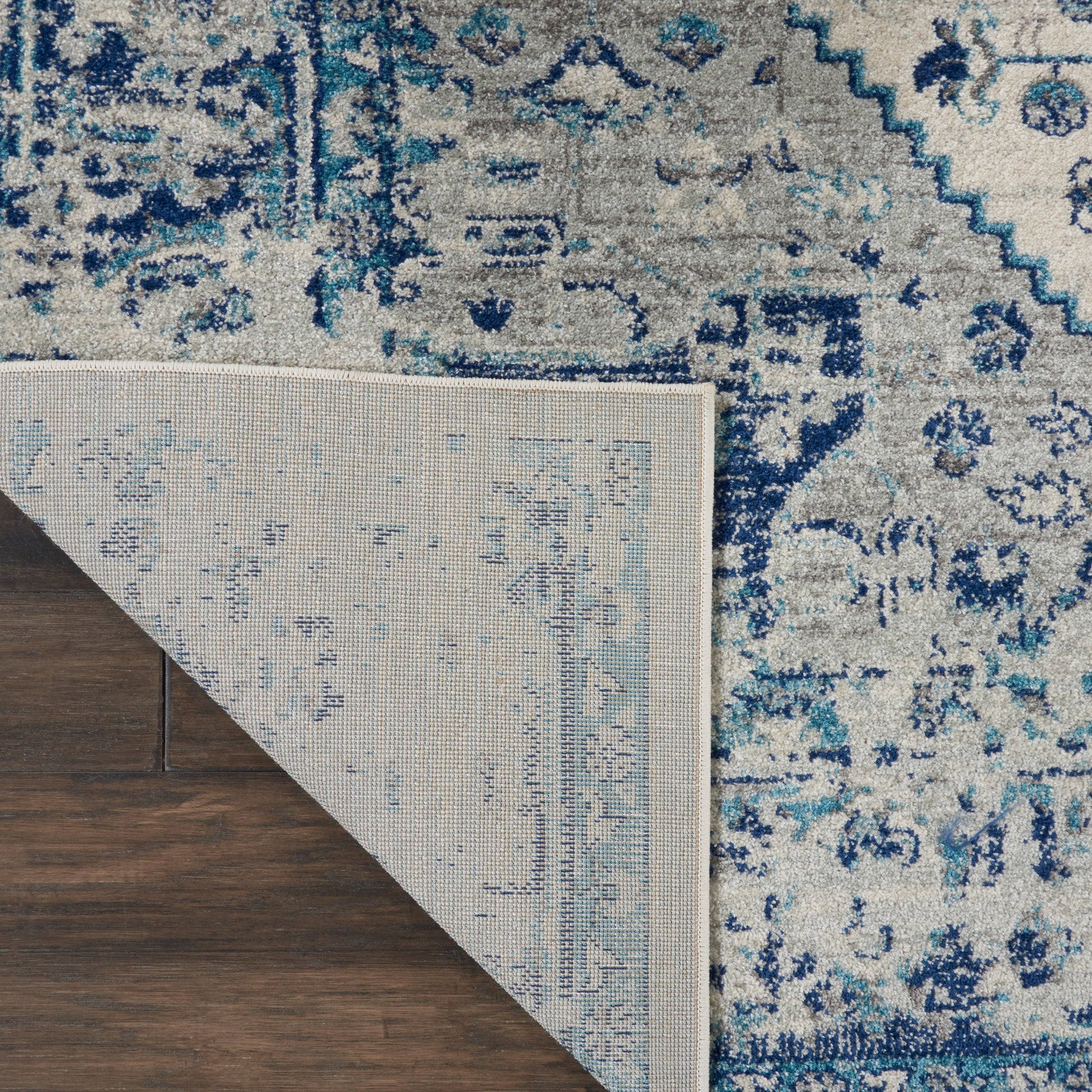 Nourison Home Tranquil  Ivory Light Blue  Transitional