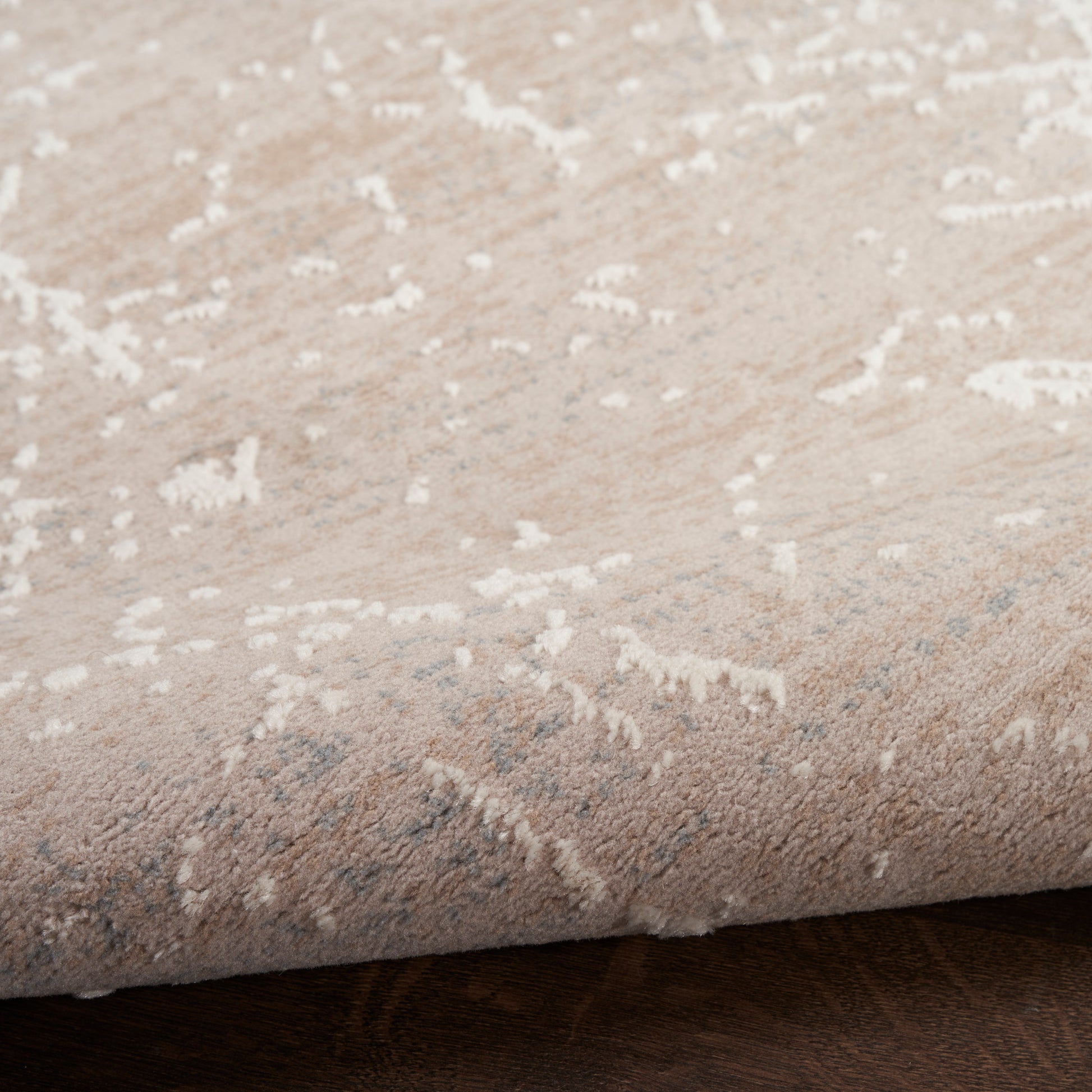 Nourison Home Exhale  Mocha Ivory  Contemporary