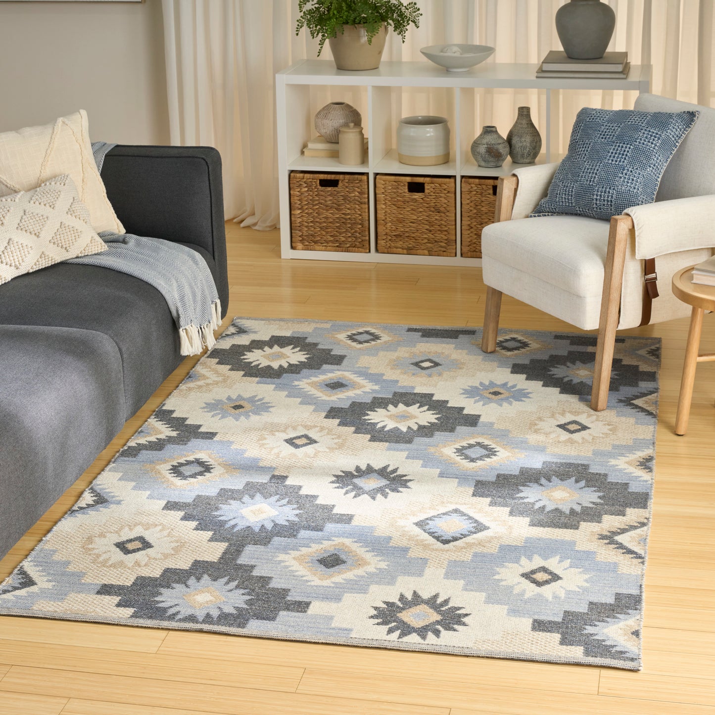 Nourison Home Copenhagen  Ivory Navy  Contemporary