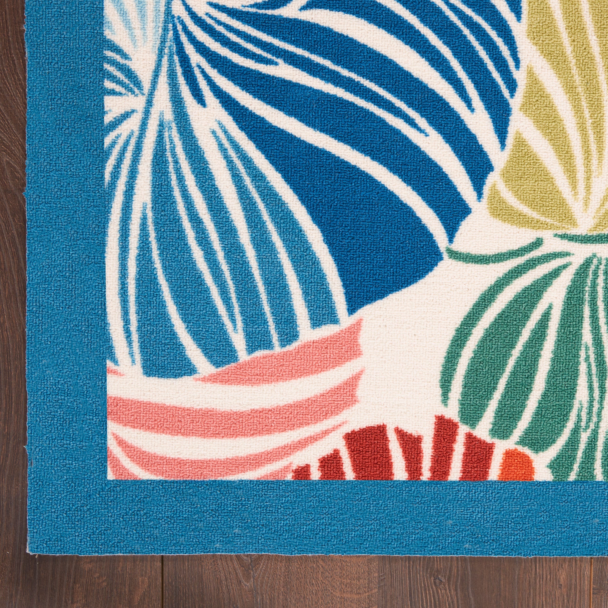 Waverly Sun N Shade  Multicolor  Contemporary