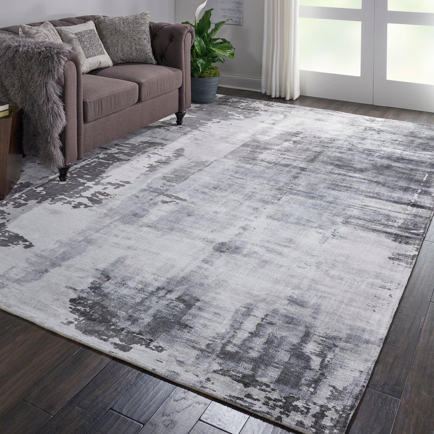 Nourison Home Safari Dreams  Grey  Contemporary