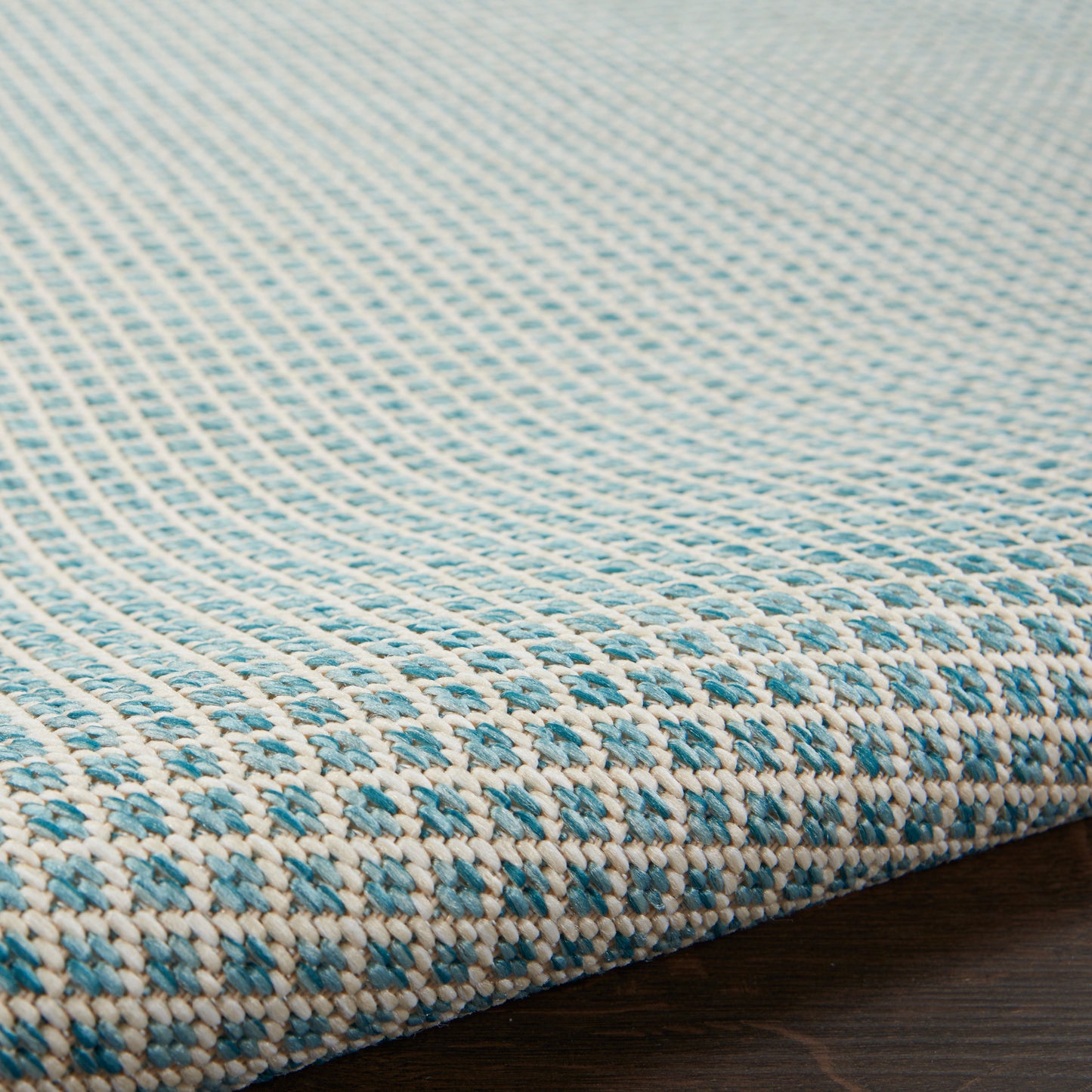Nourison Home Courtyard  Ivory Aqua  Contemporary