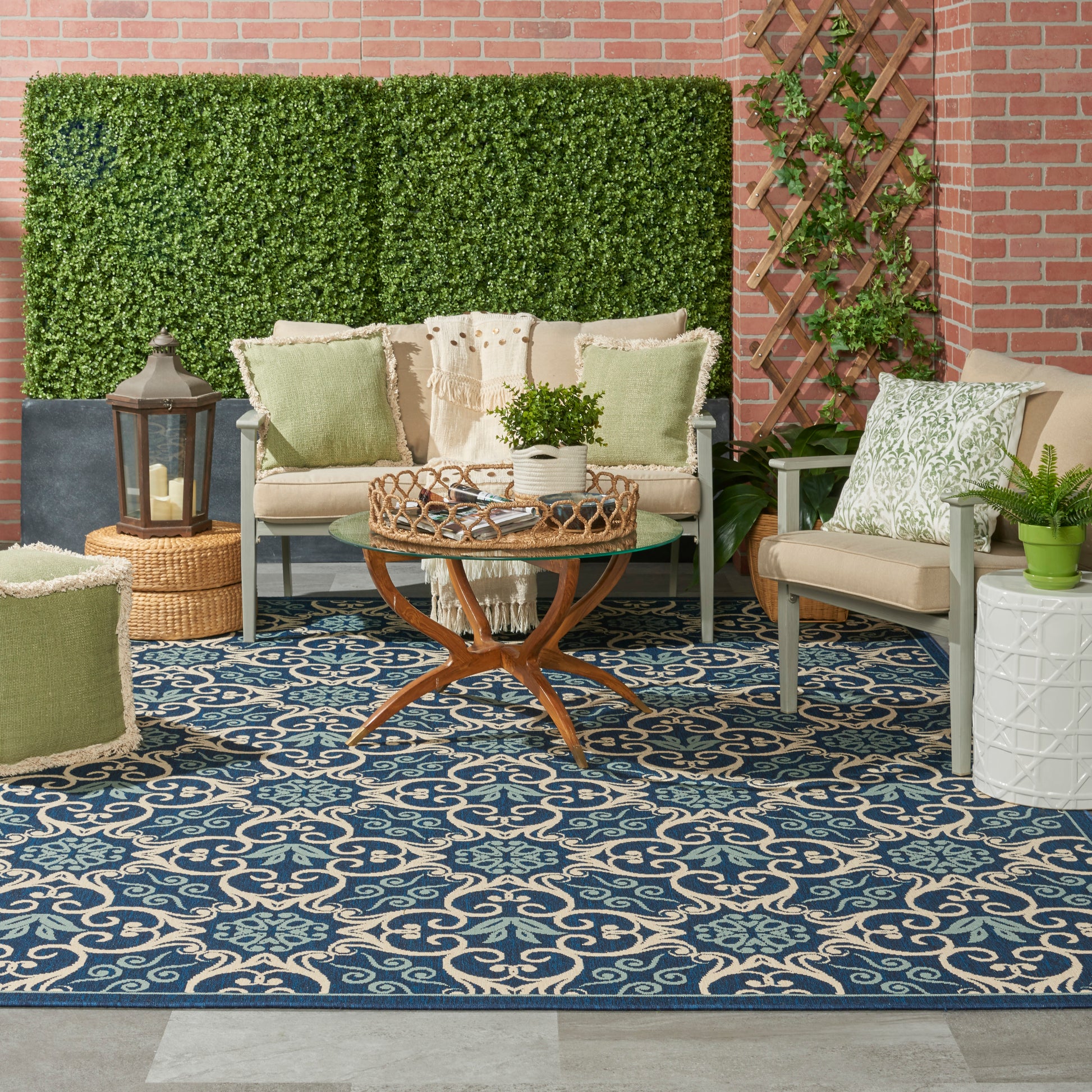 Nourison Home Caribbean  Navy  Transitional